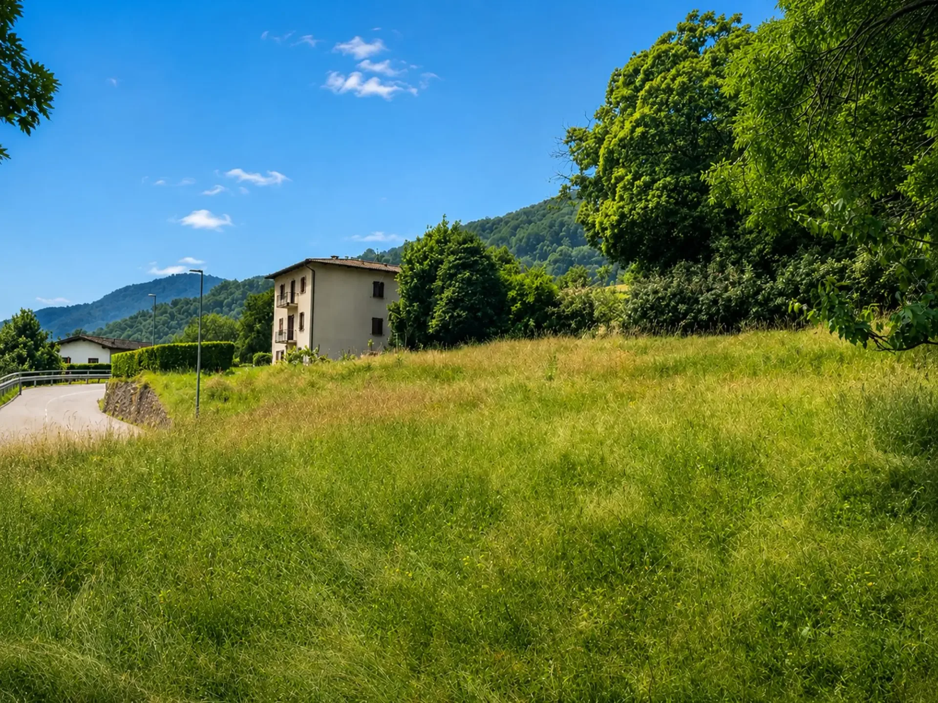 Bebaubares Wohnland, ebene Lage, in ruhiger, sonniger Position