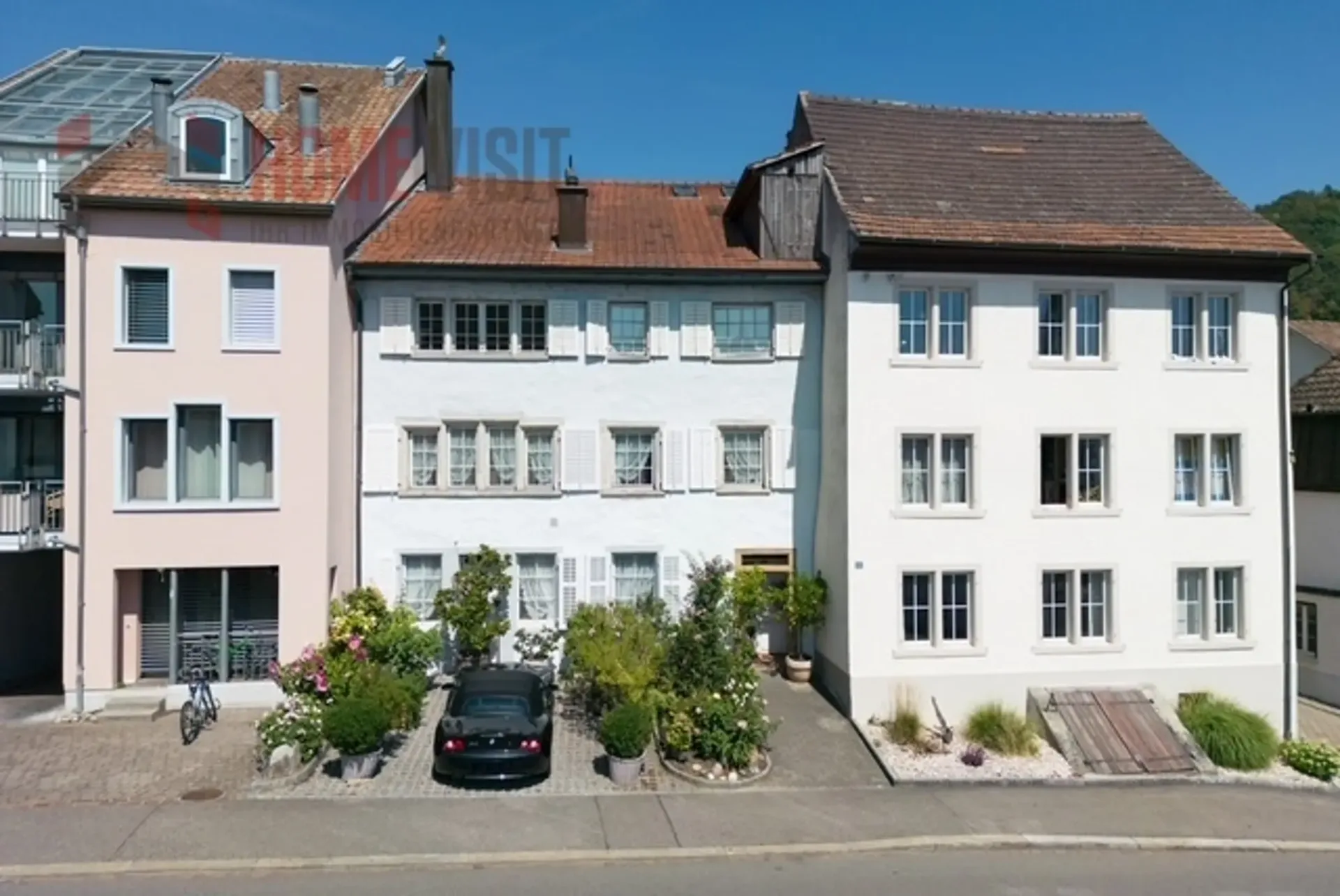 Charakterhaus mit 340 m² - Wohnen, Arbeiten, Leben