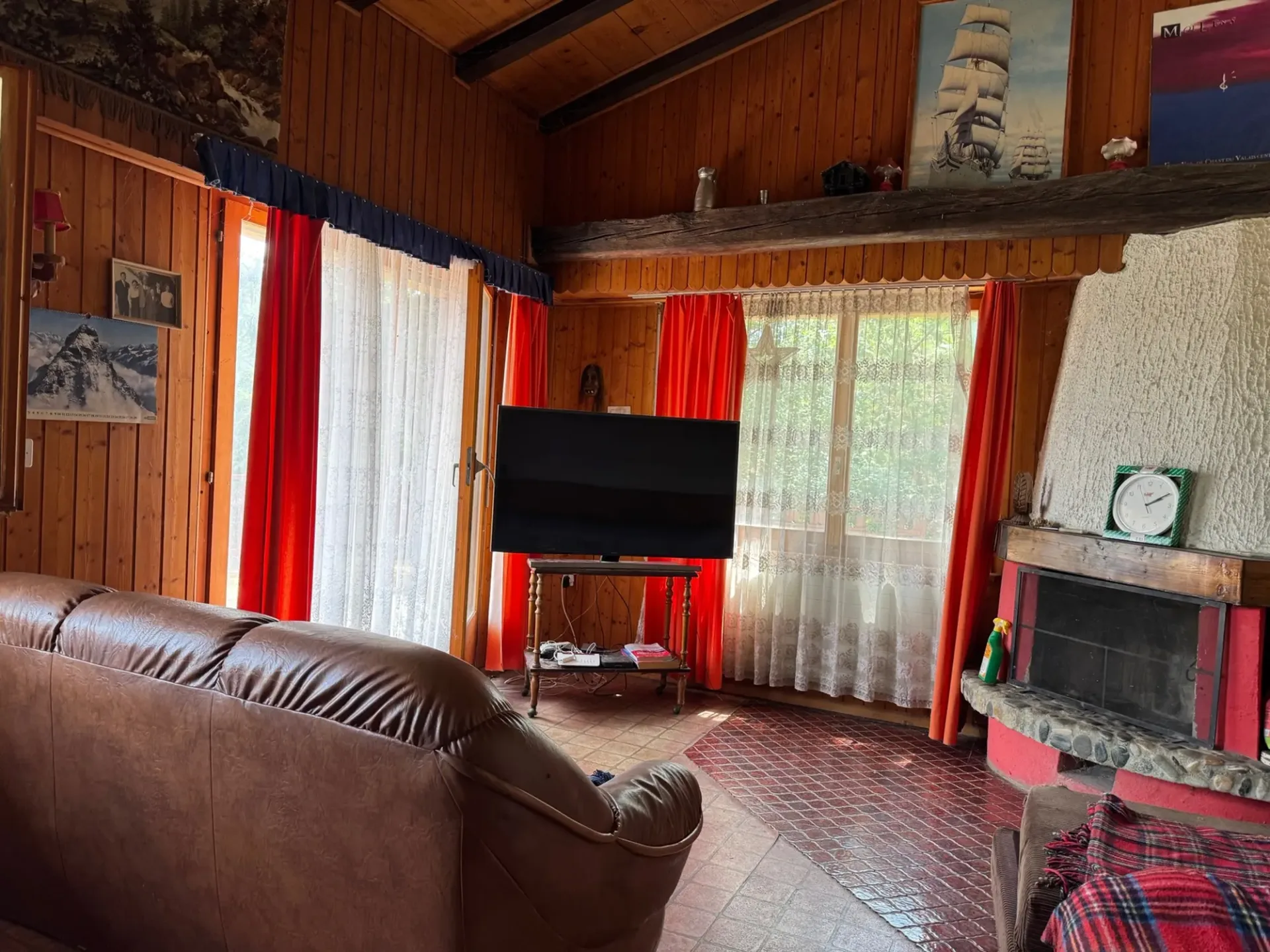 Haus / 4,5 Zimmer / Benötigt eine komplette Renovierung / Mollens / Exklusivität