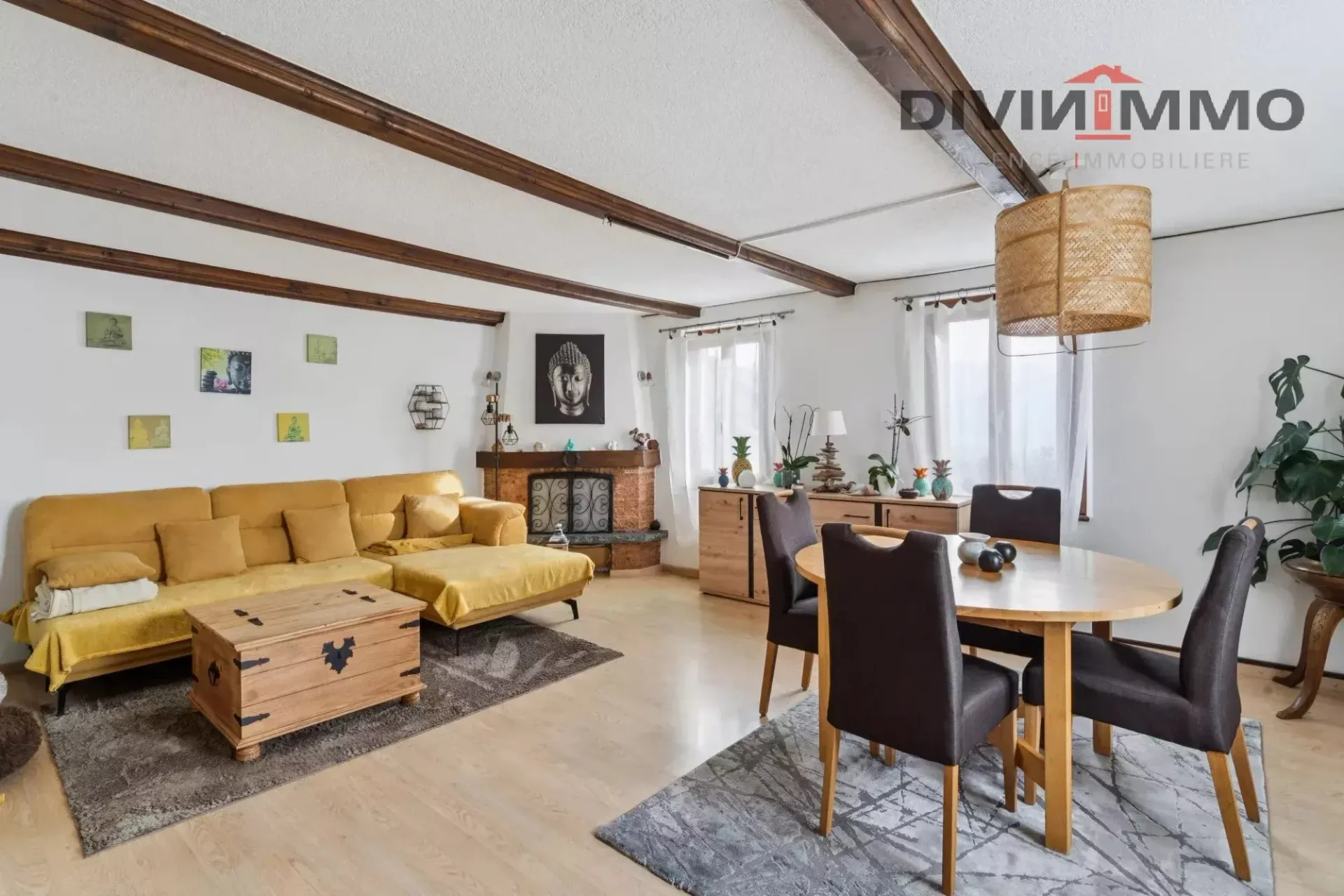 Duplex mit 5.5 Zimmern in einem Dorfhaus