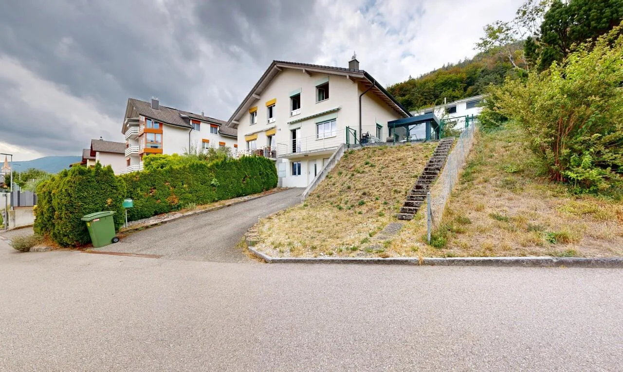Casa a schiera di 4,5 locali a Sonceboz-Sombeval