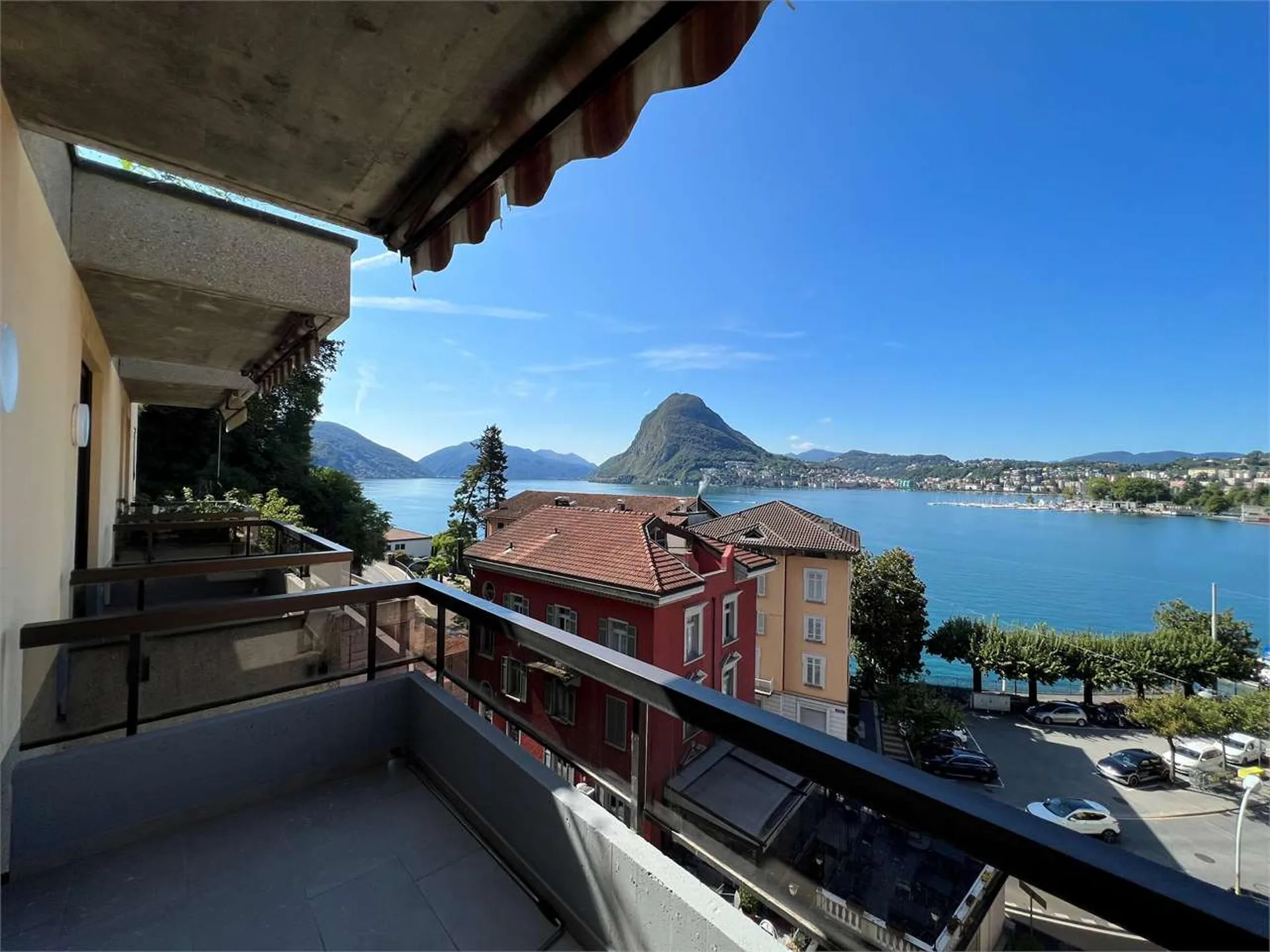 Rif. 2688 Cassarate geräumiges 3.5-Zimmer-Wohnung mit Seeblick