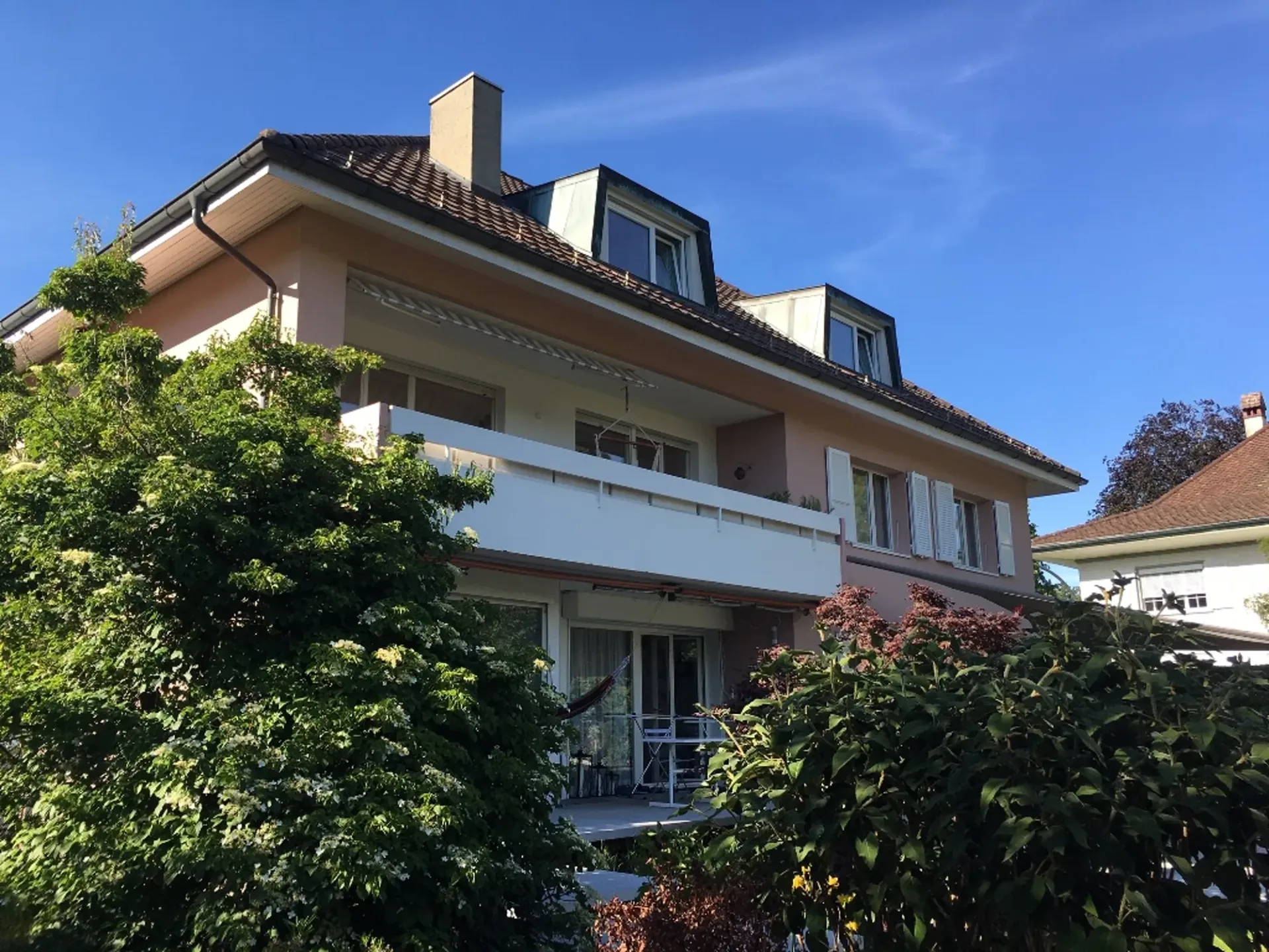 Wunderschöne 5.5-Zimmerwohnung, 1.Stock