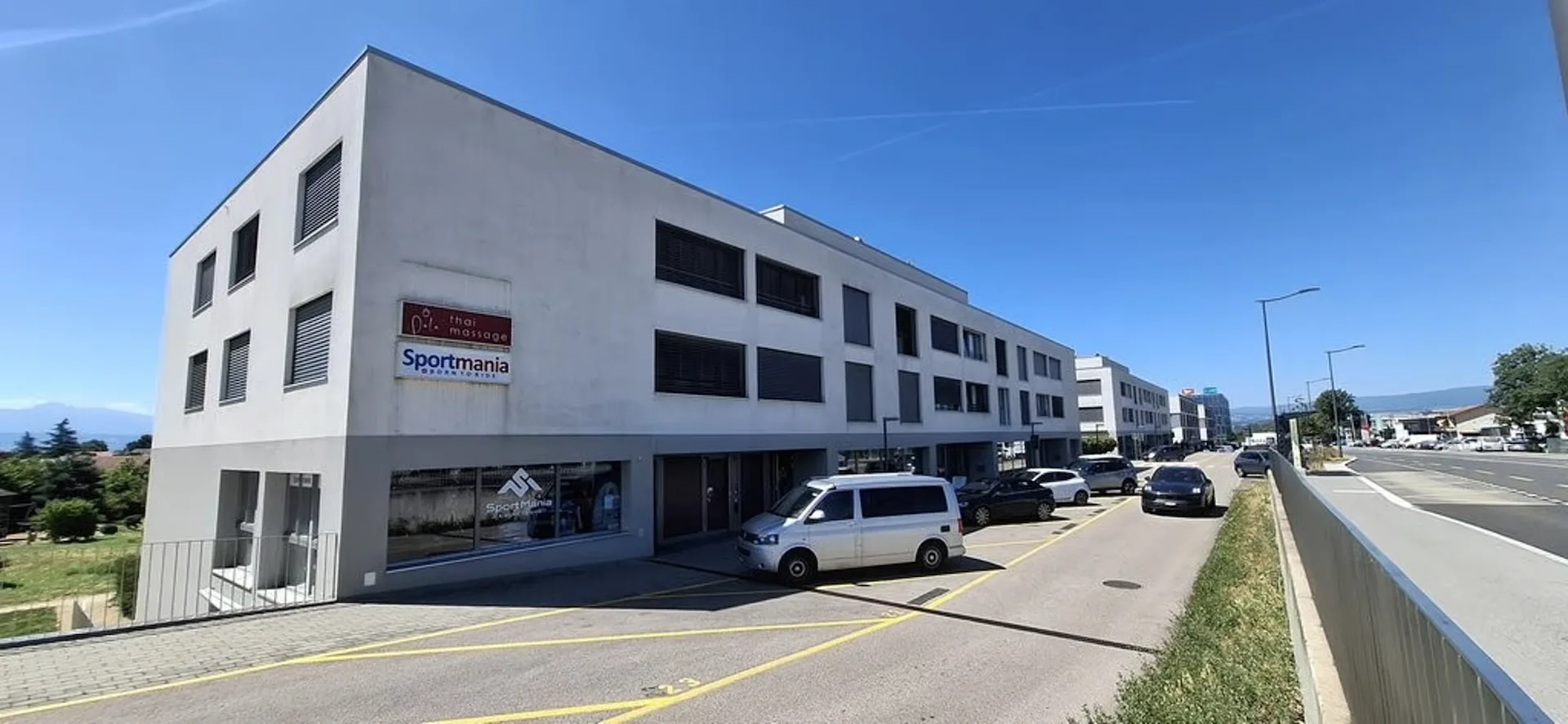 Geräumige Gewerbefläche im Erdgeschoss von 127m2