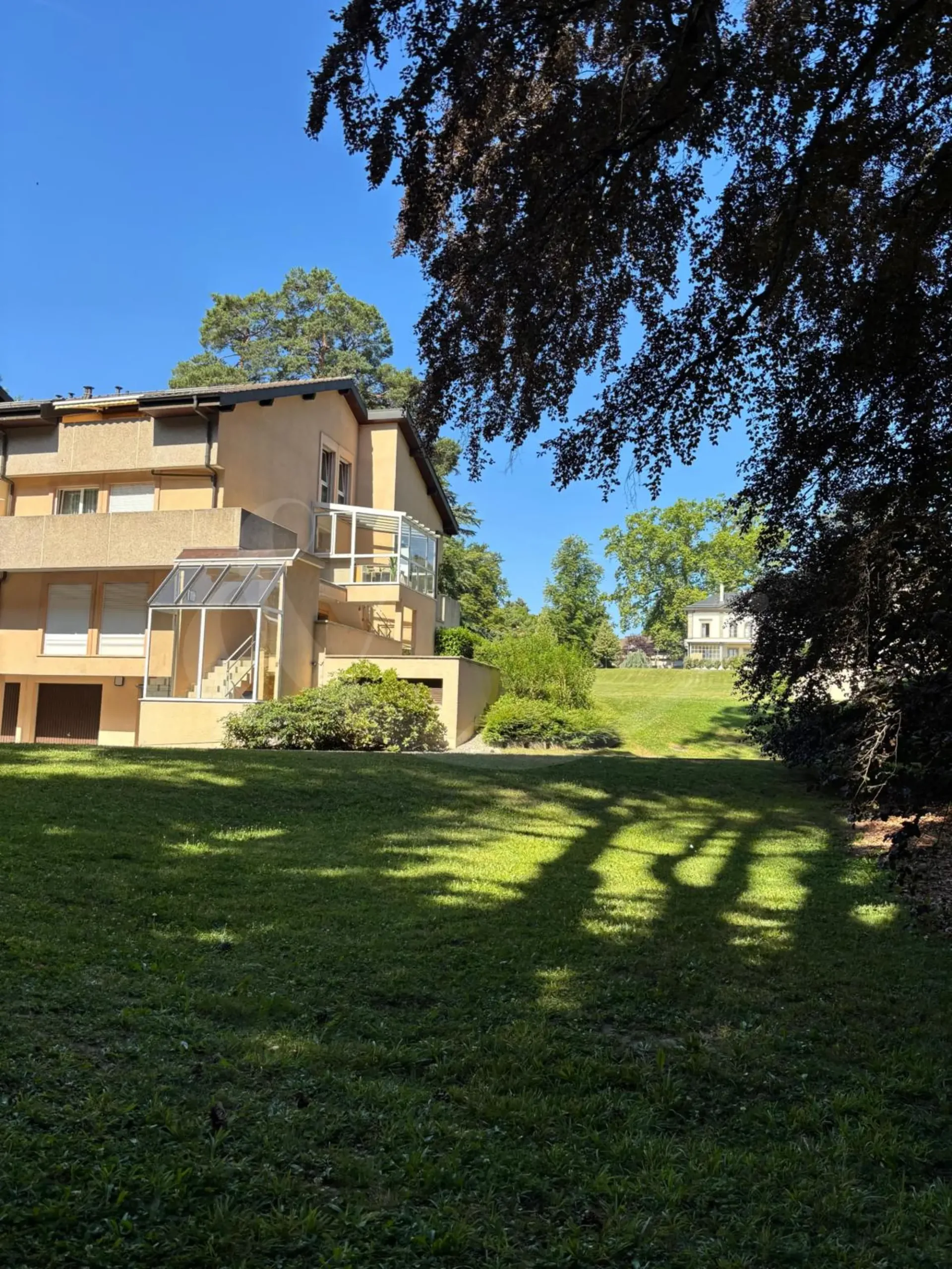 Route de Malagnou 231, Geräumige 6-Zimmer-Duplexwohnung