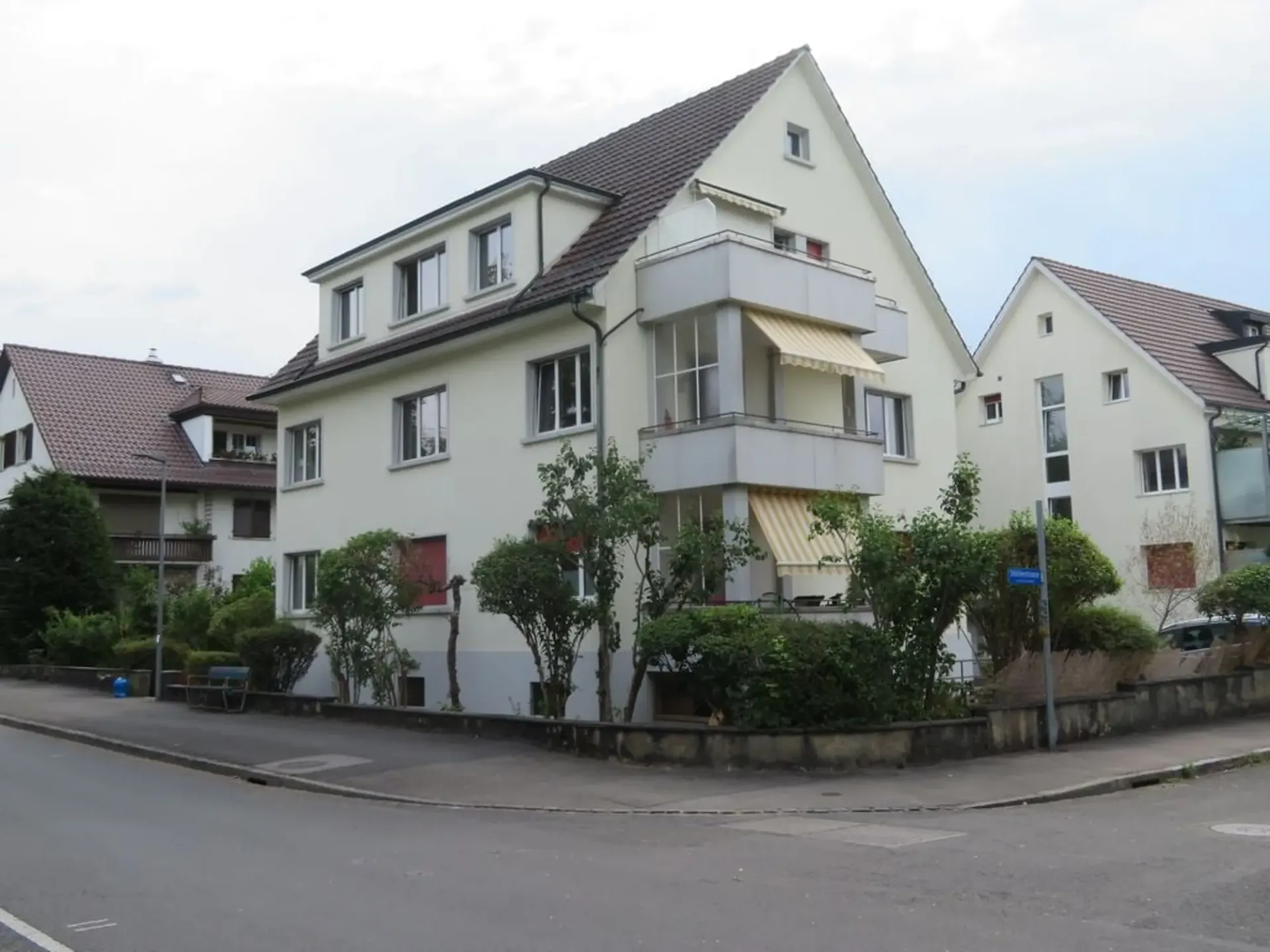 Gepflegtes Mehrfamilienhaus an der Egghölzlistrasse in Bern