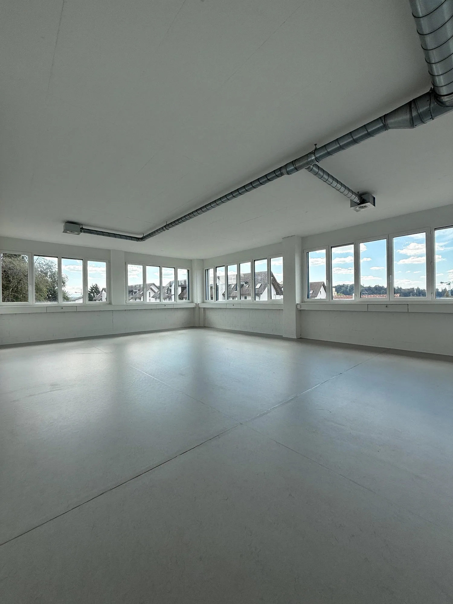 Espace de bureau lumineux à Oftringen