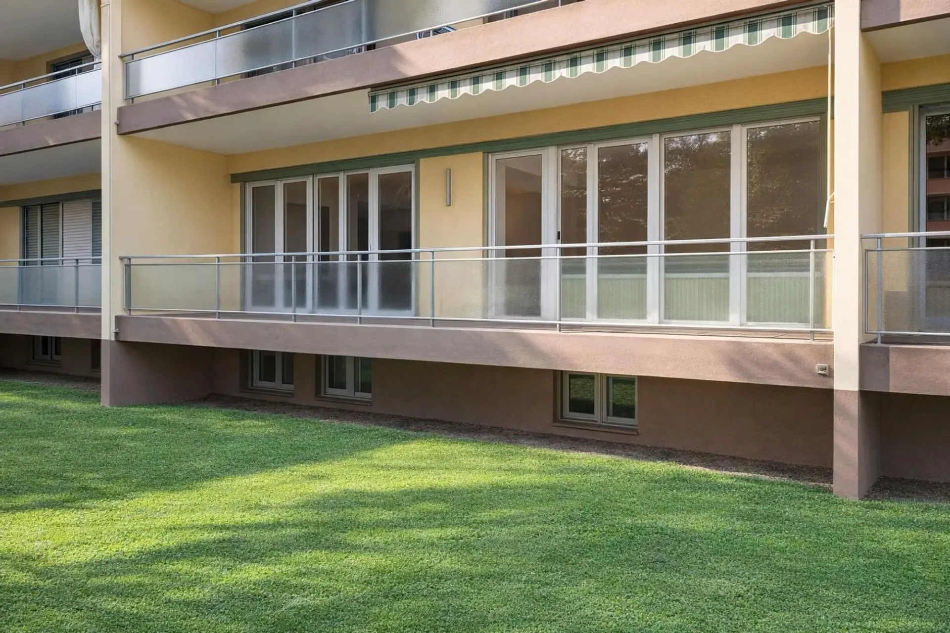 Appartement lumineux et agréable de 2,5 pièces avec grand balcon