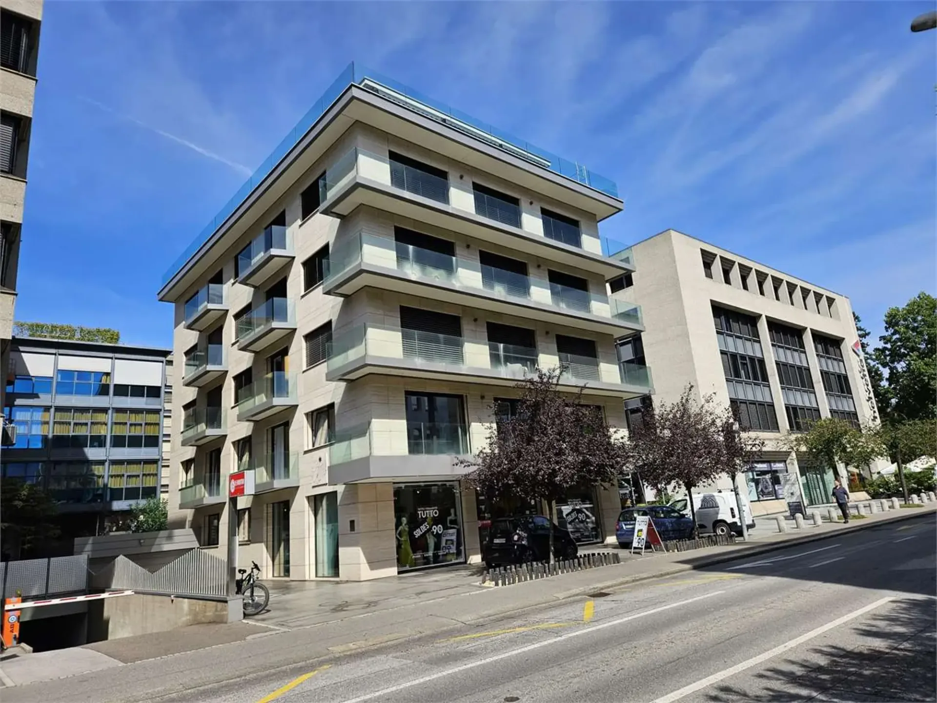 Lugano Zentrum, Büro mit 2.5 Räumen zur Miete
