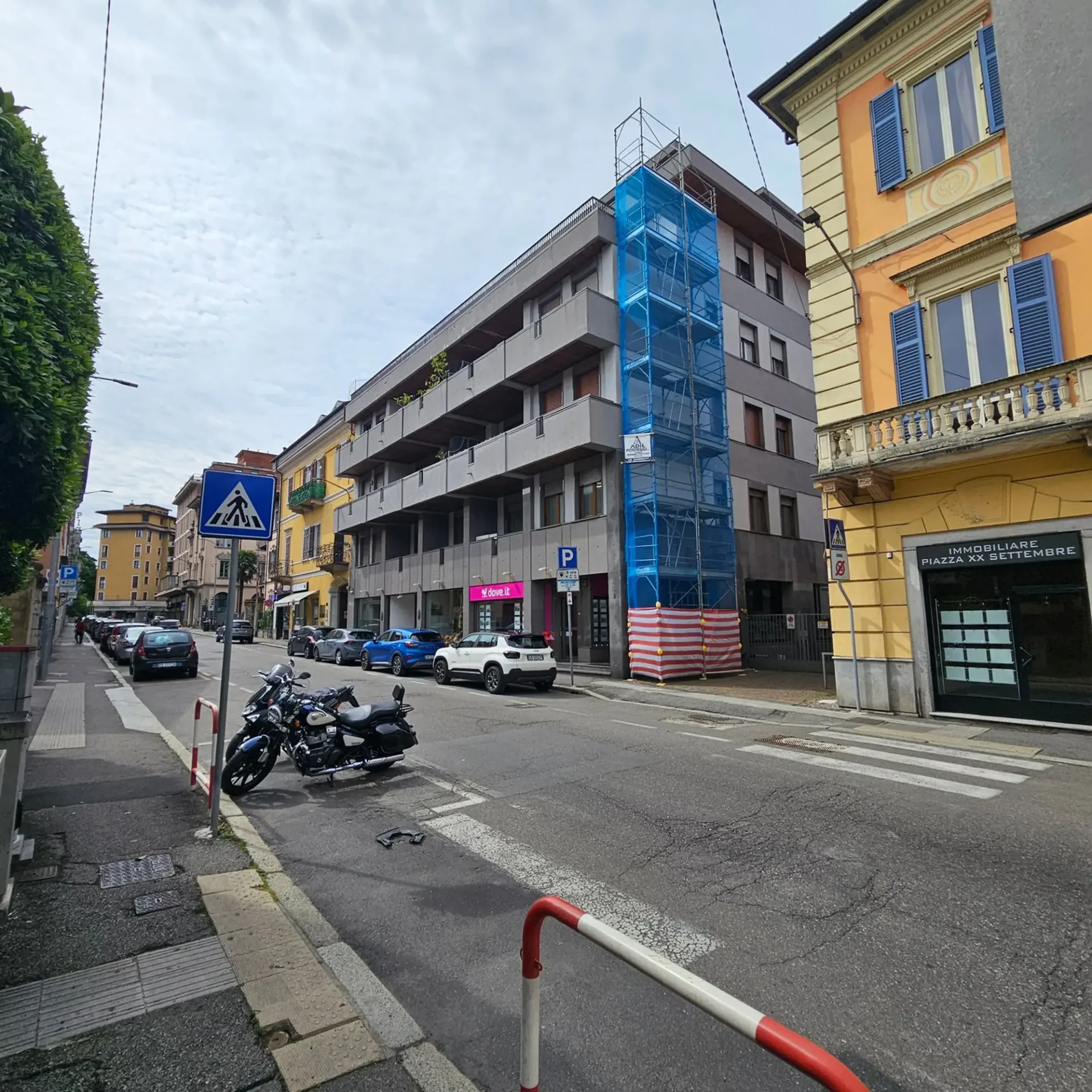 Geräumige 4.5-Zimmer-Wohnung in Varese – Via Felice Orrigoni 2 zum Verkauf