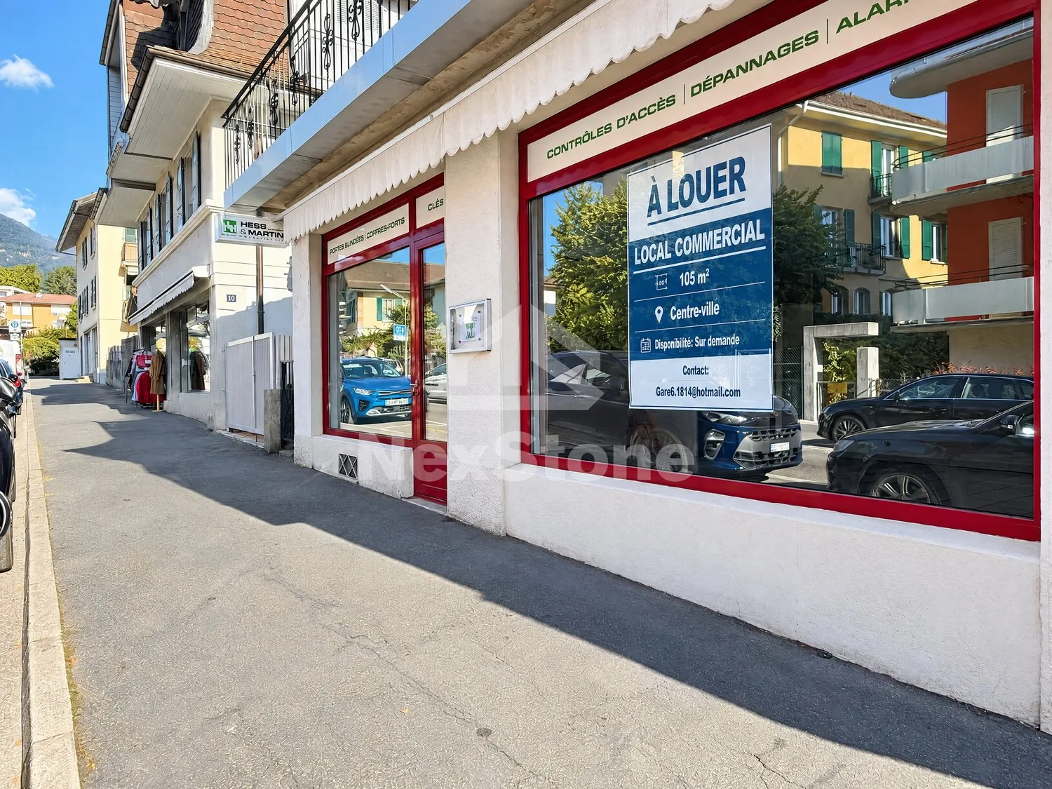 Locale commerciale di 105 m² con vetrina vicino alla stazione
