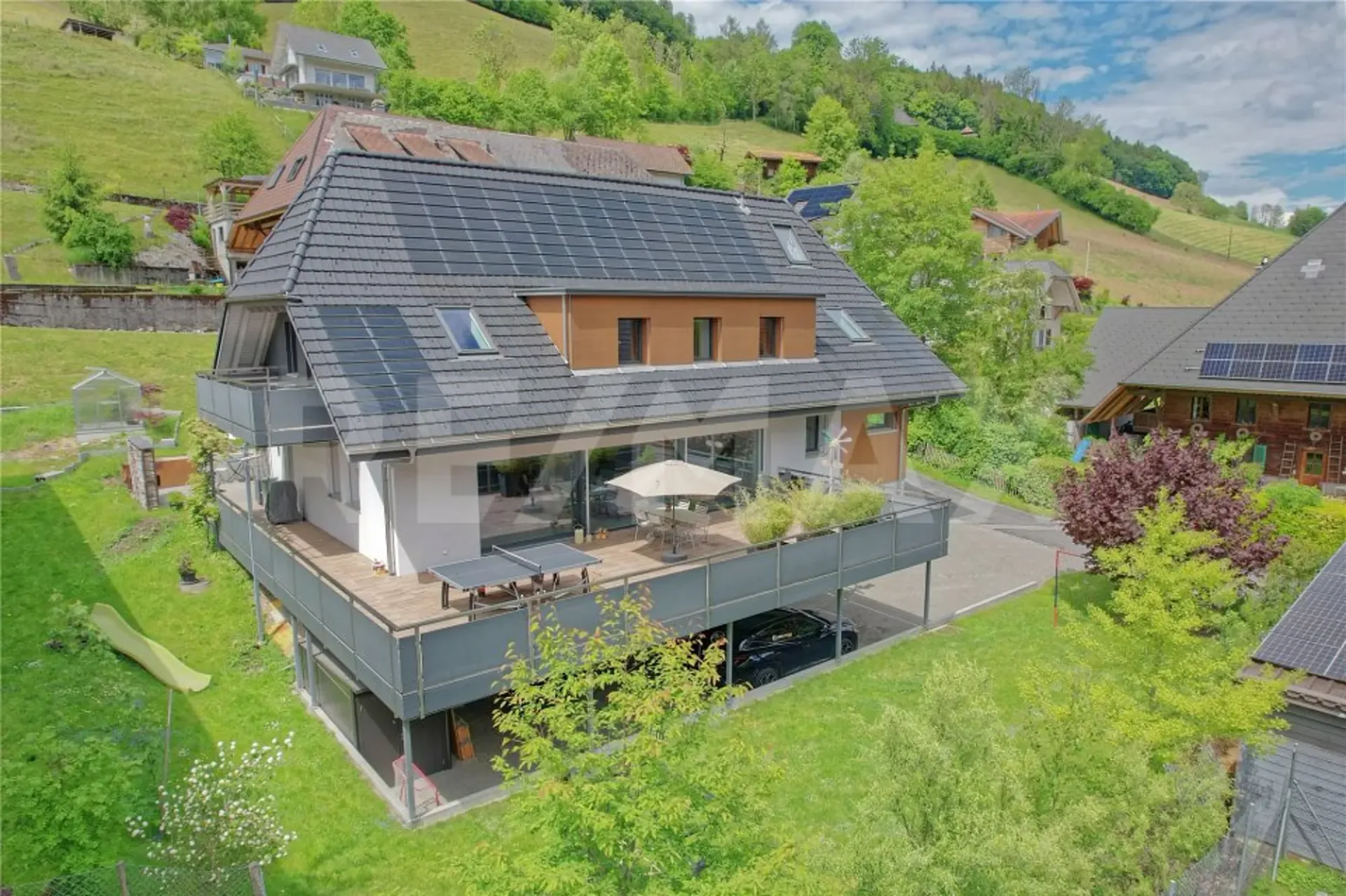 Living and working under one roof - spacious home near Bern and Burgdorf