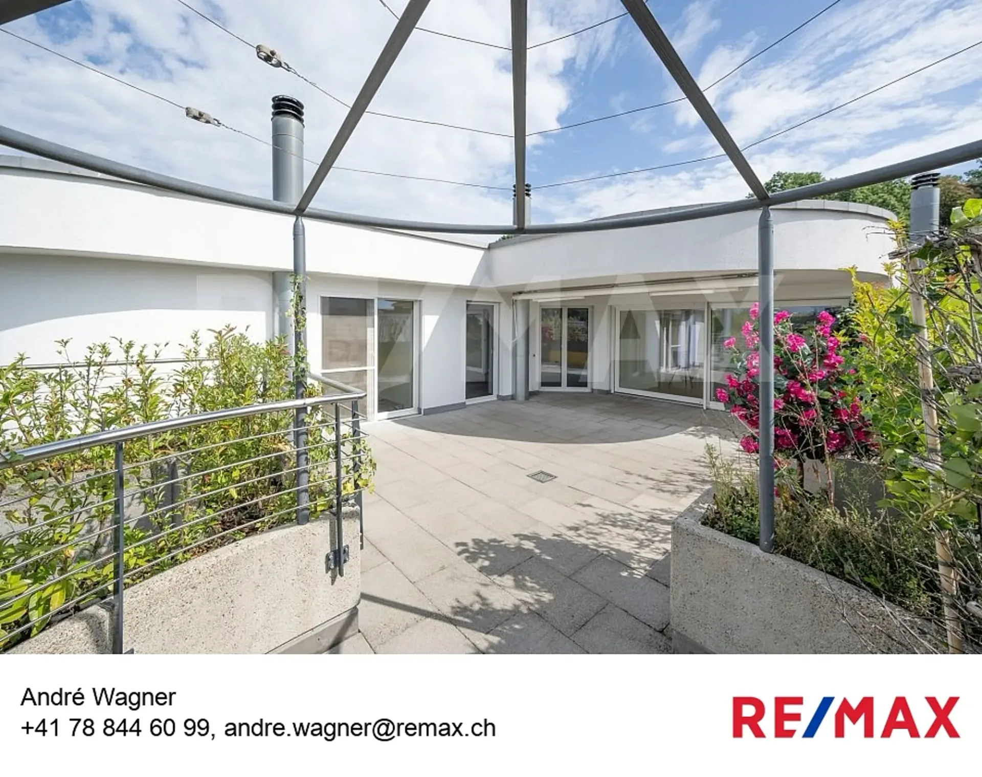 Exklusive Terrassenwohnung mit Panorama-Aussenbereich und höchstem Wohnkomfort