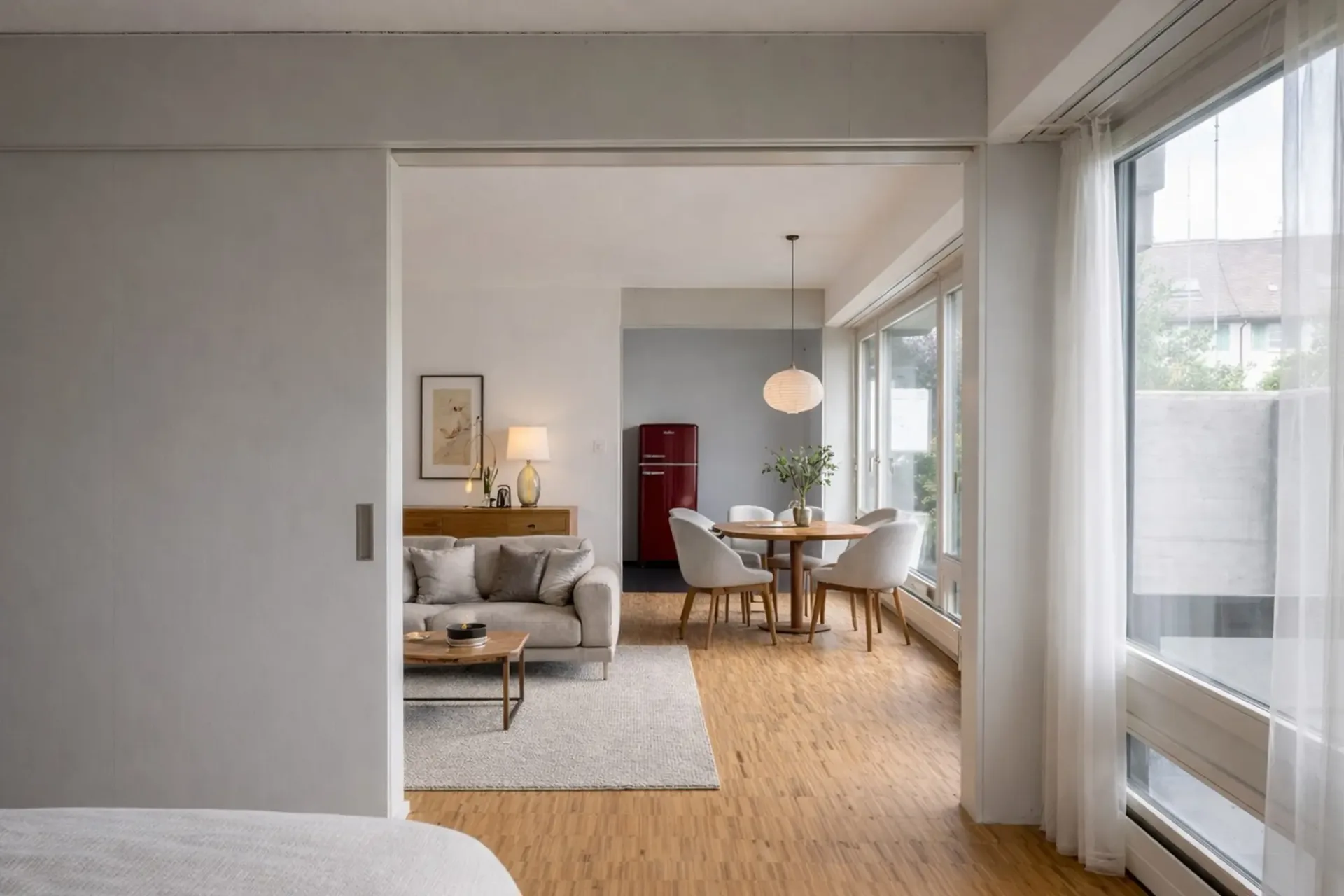 grosszügige 2.5-Zimmer-Wohnung mit Balkon in Zürich Höngg