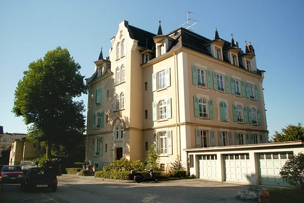 Place de parc extérieure à louer à Lausanne