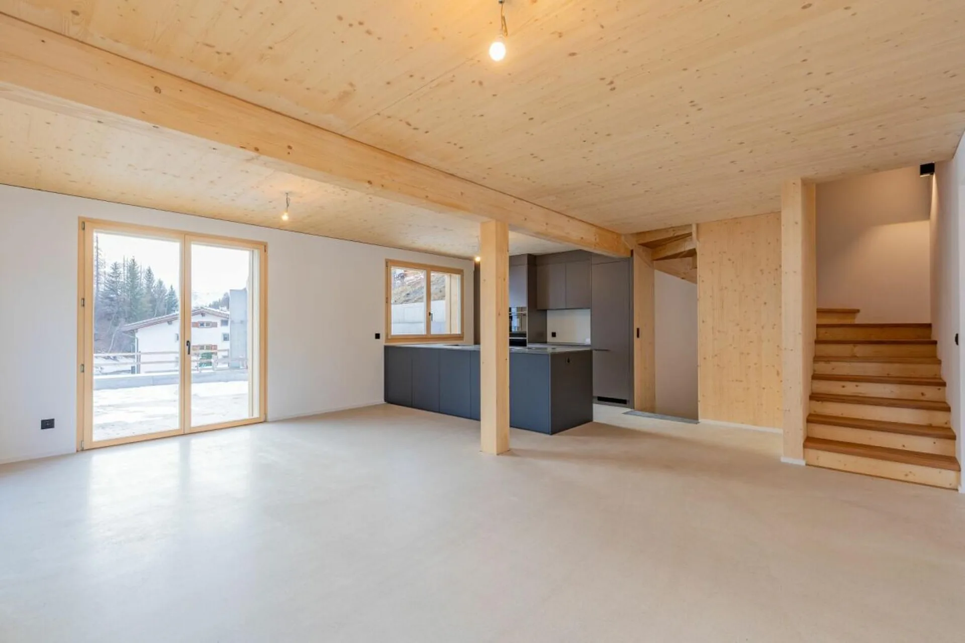 5.5-Zimmer-Doppeleinfamilienhaus als hochwertiger Erstwohnsitz (3C) in Davos Wiesen