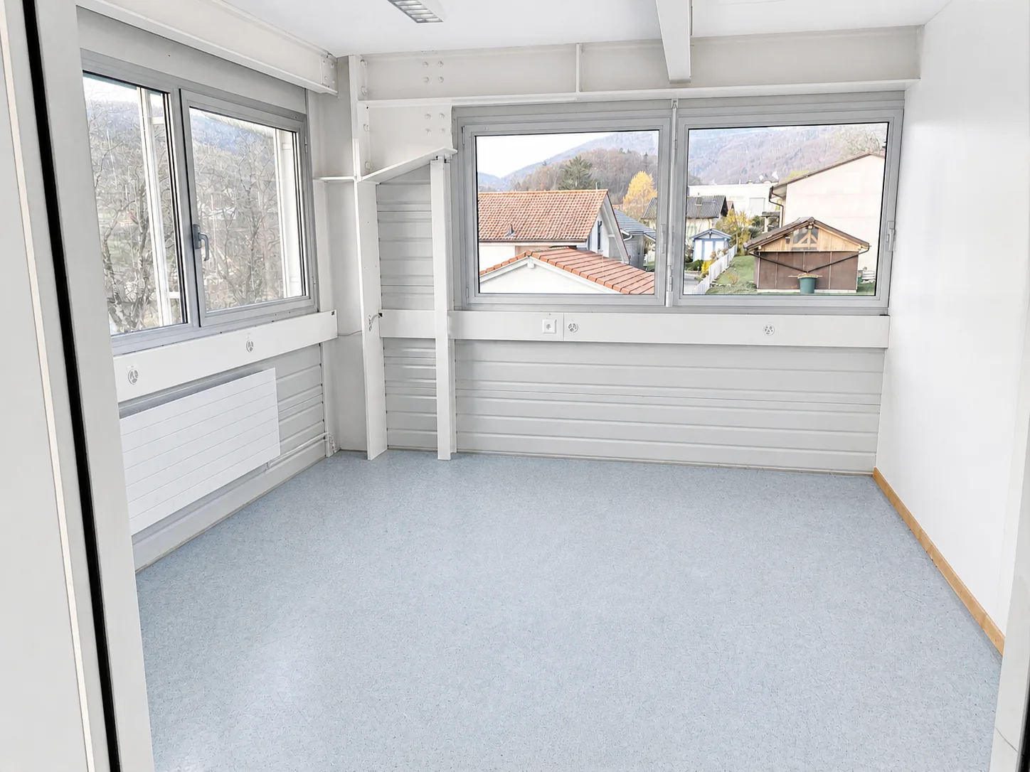 Zu vermieten in Orvin – kleine Flächen für Werkstatt, Büro oder Lagerung