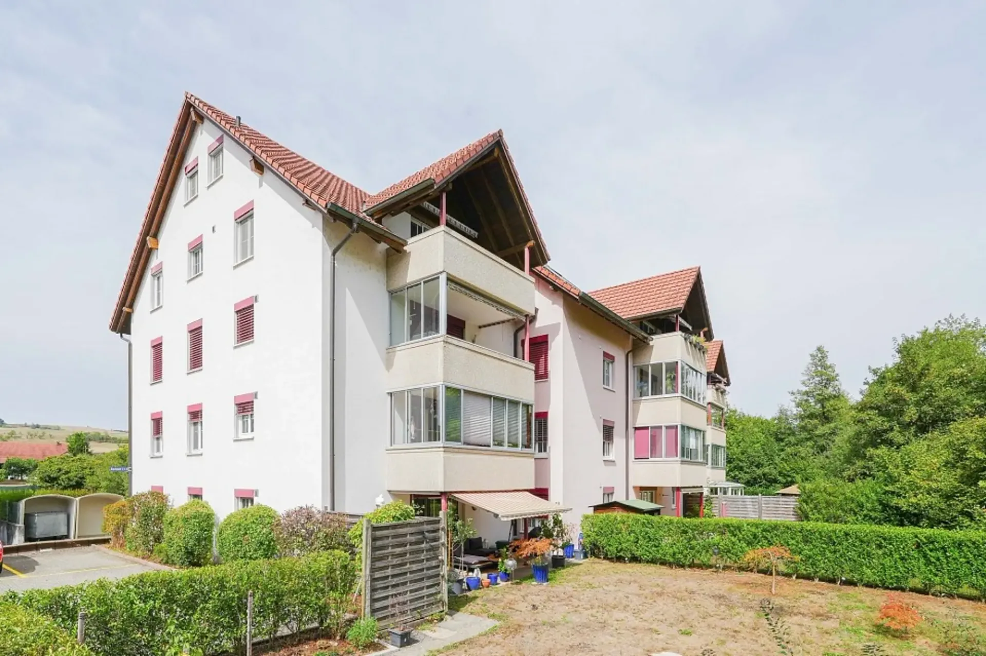 Gepflegte 4.5 Zimmer-Wohnung mitten im Dorf