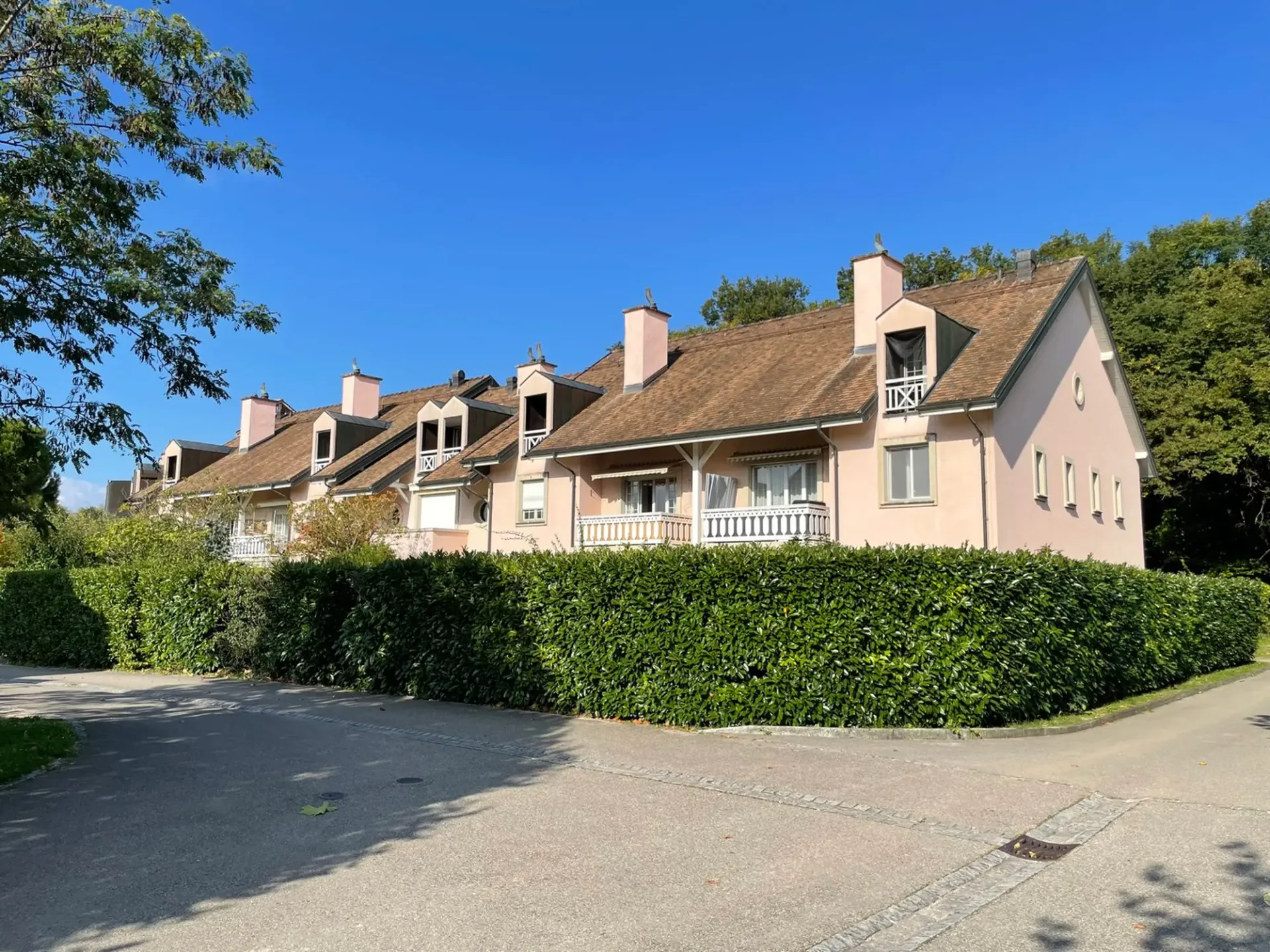 Prachtiges 4.5-Zimmer-Duplex in Gland - Exklusiv bei MNM