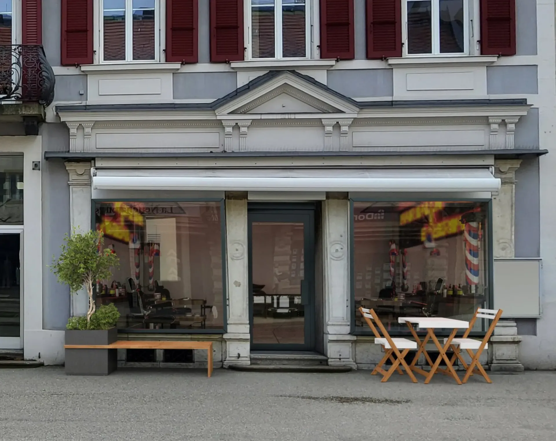 Verkaufsfläche im Zentrum von La Chaux-de-Fonds