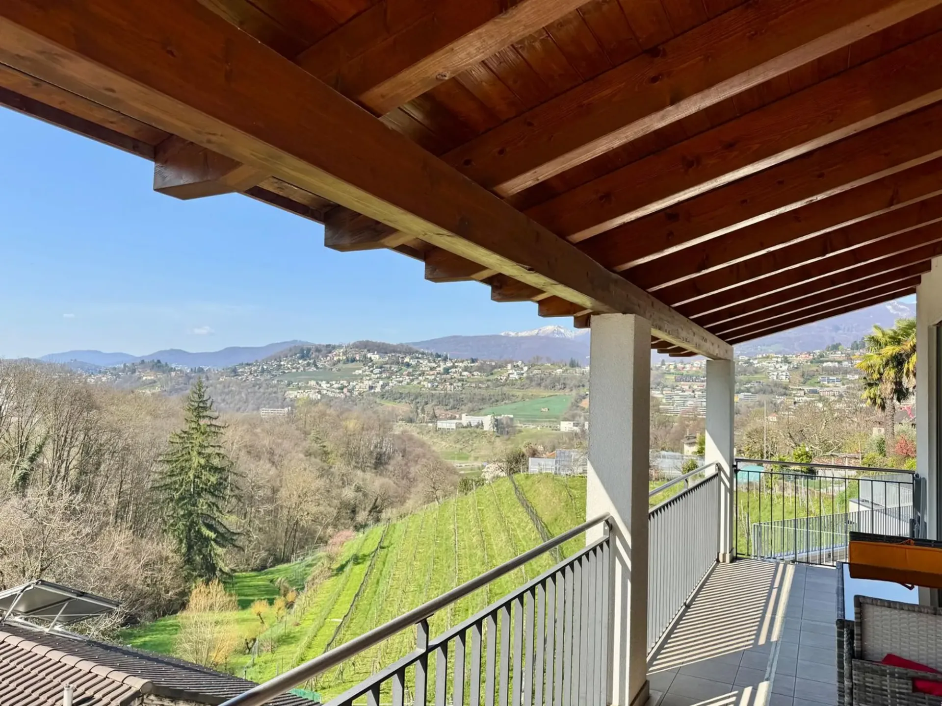 Lugano - Davesco - Einfamilienhaus mit freiem Blick