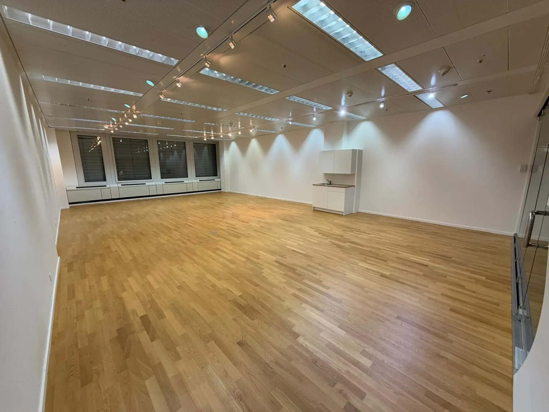 ZU VERMIETEN - Gewerbefläche 95.50 m²