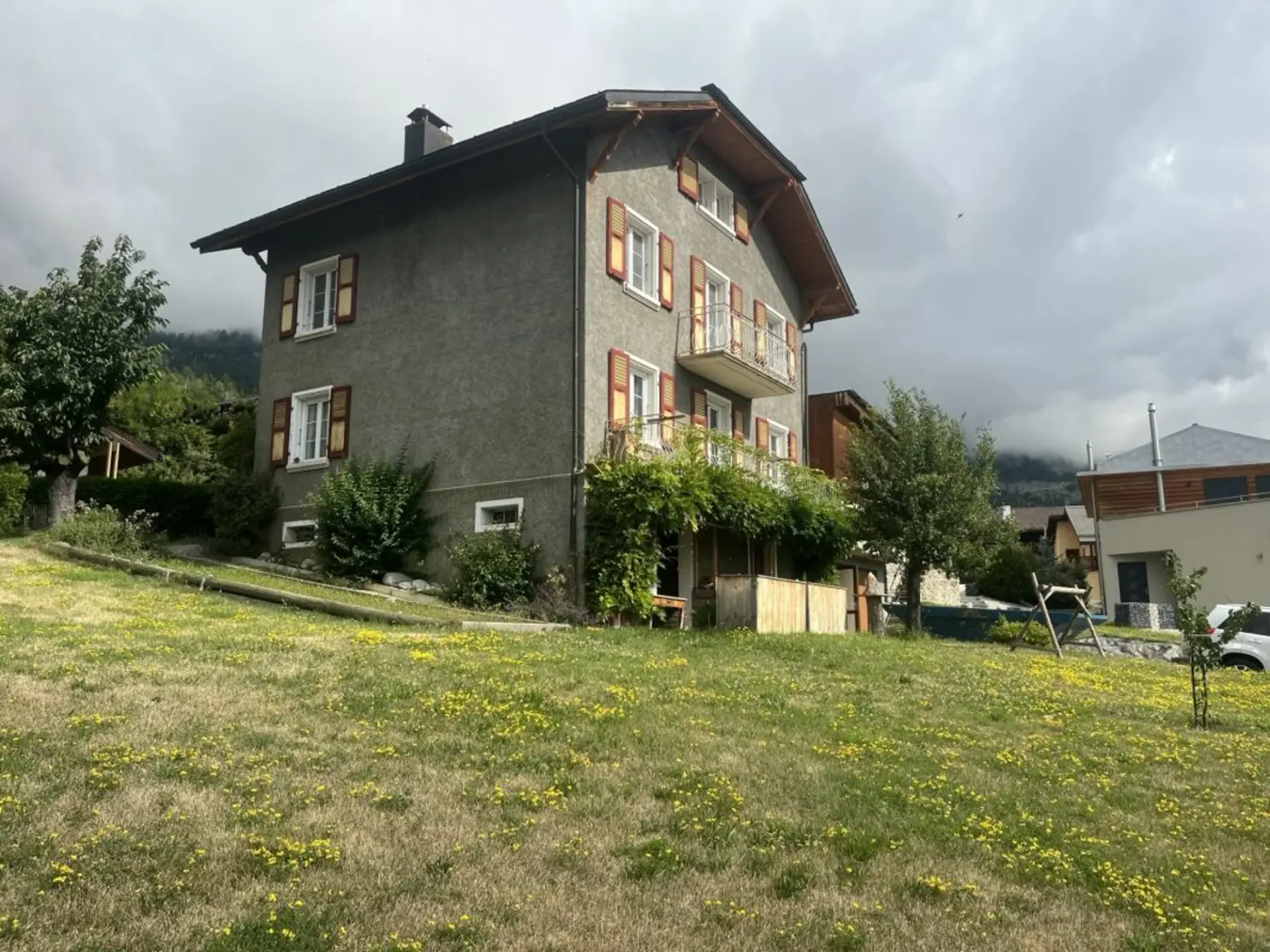 Unico! Casa semidetached nella zona sciistica di Crans-Montana/VS