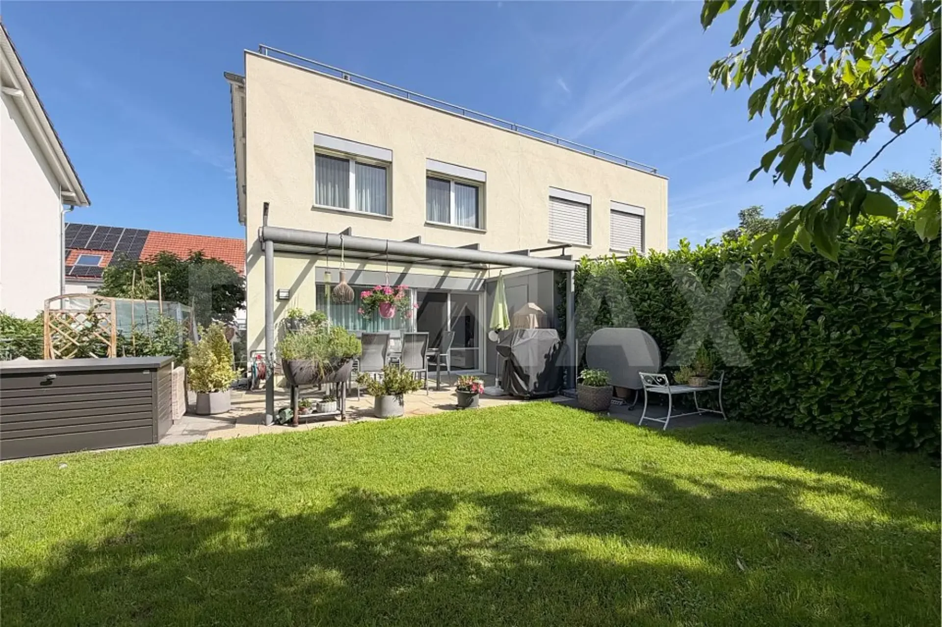 In top condition: 5.5 room semi-detached house for sale in Möhlin