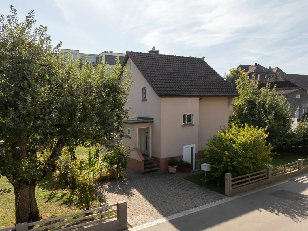 Your dream house in a prime location in Aarberg