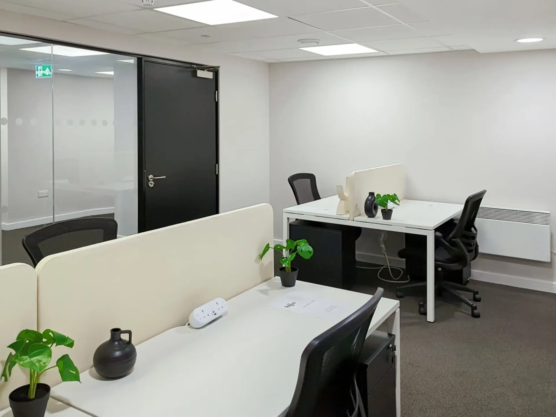 Privater Büroraum für 40 in Regus Business Park