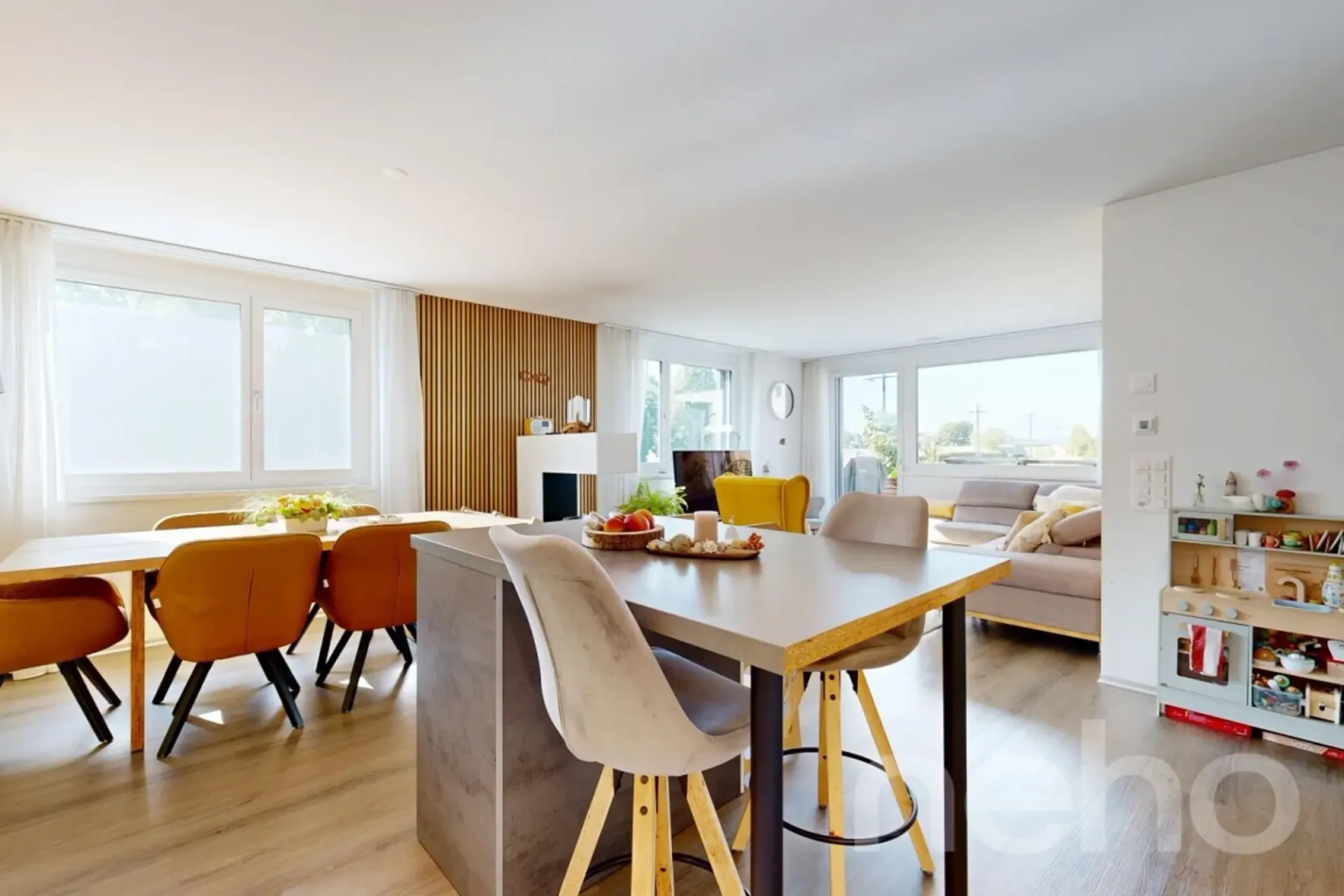 Moderne 4.5-Zimmer-Wohnung an der Bauzonengrenze
