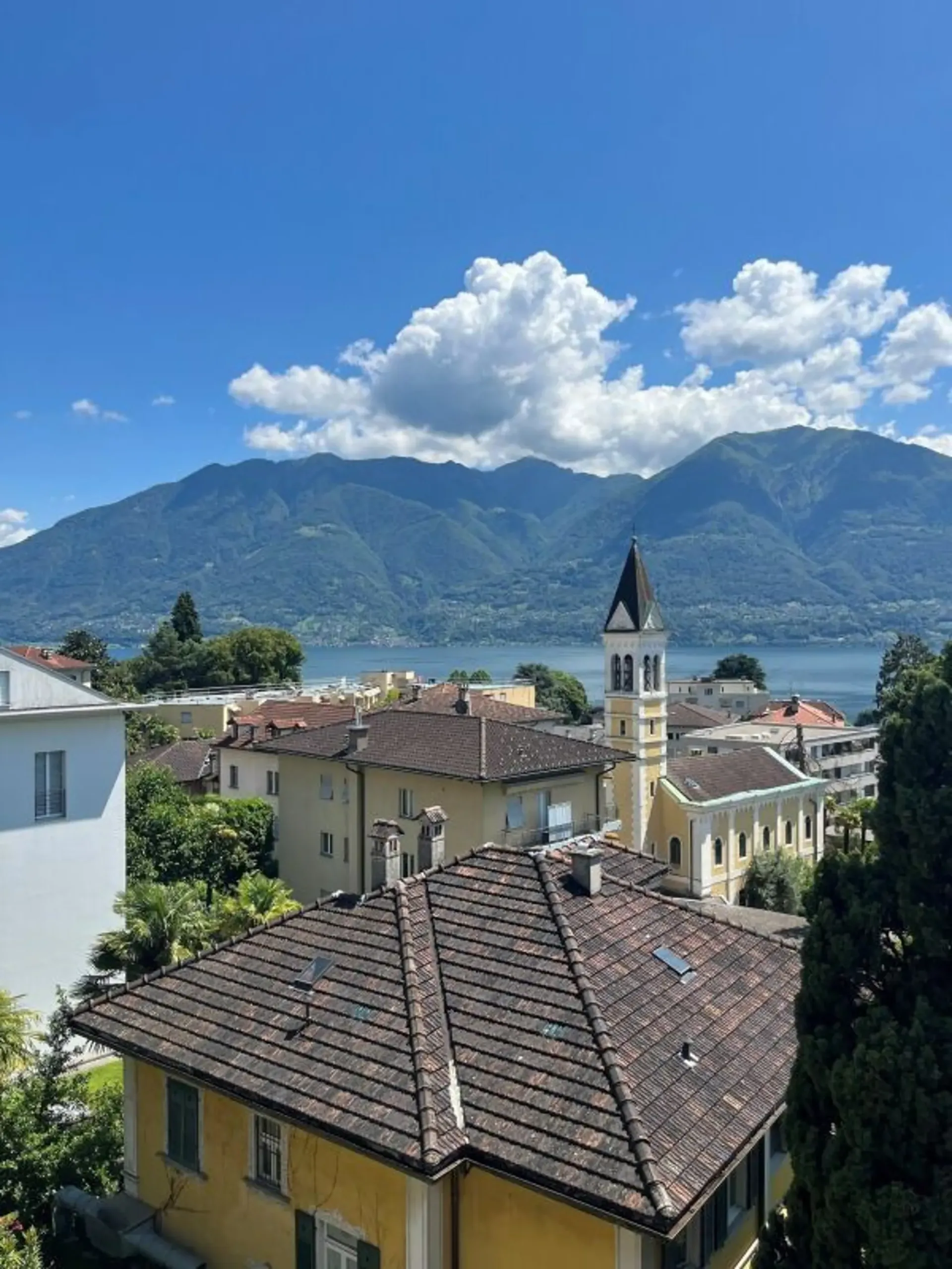 Duplex-Wohnung mit 4.5 Zimmern und Seeblick, Muralto