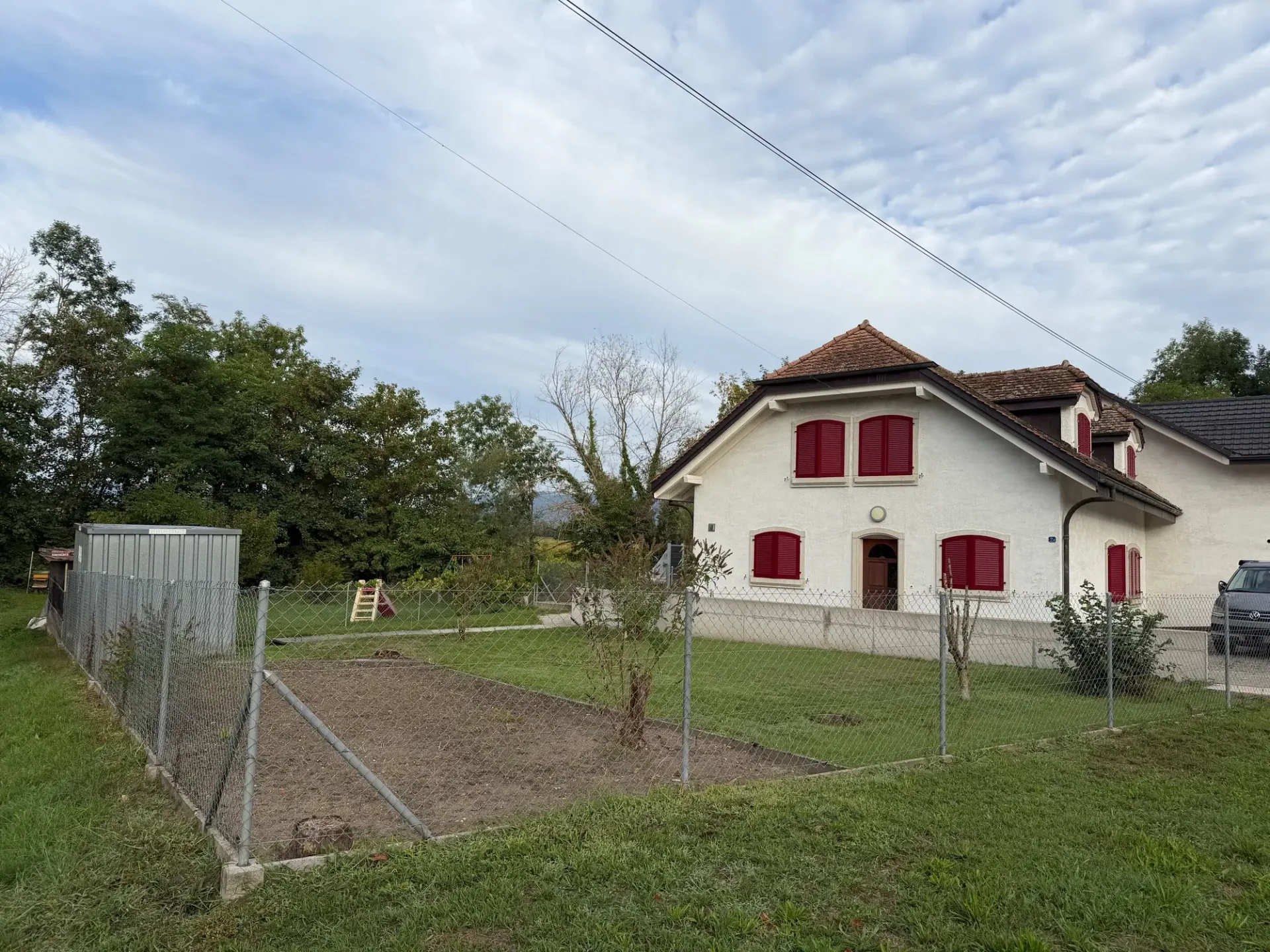 Semi-detached villa with garden located in Yvonand in a quiet neighborhood