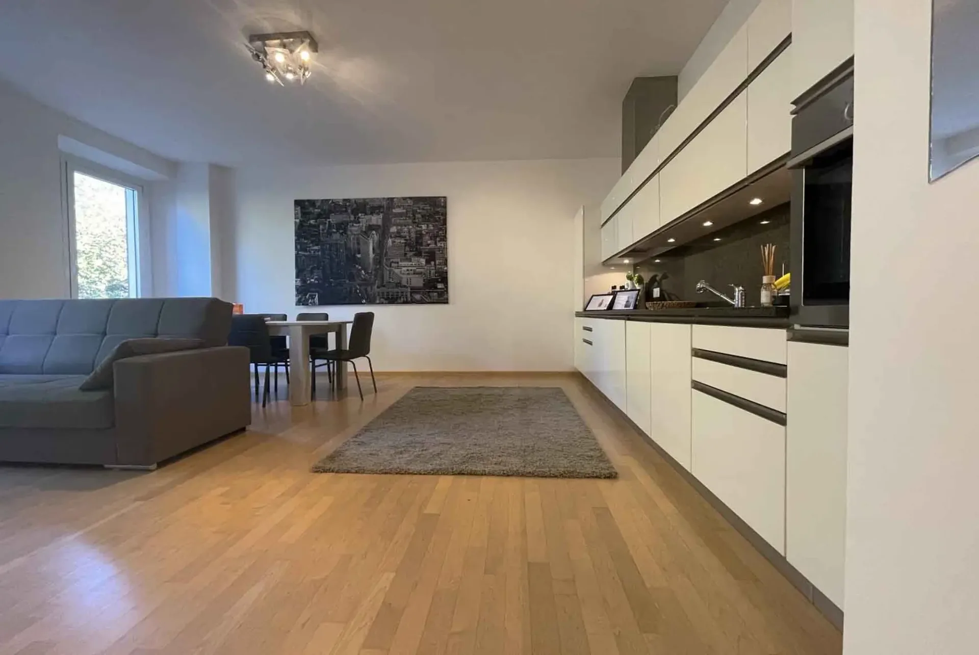 RENOWIERTES 3.5-ZIMMER-WOHNUNG IN EXKLUSIVER LAGE IN MAROGGIA