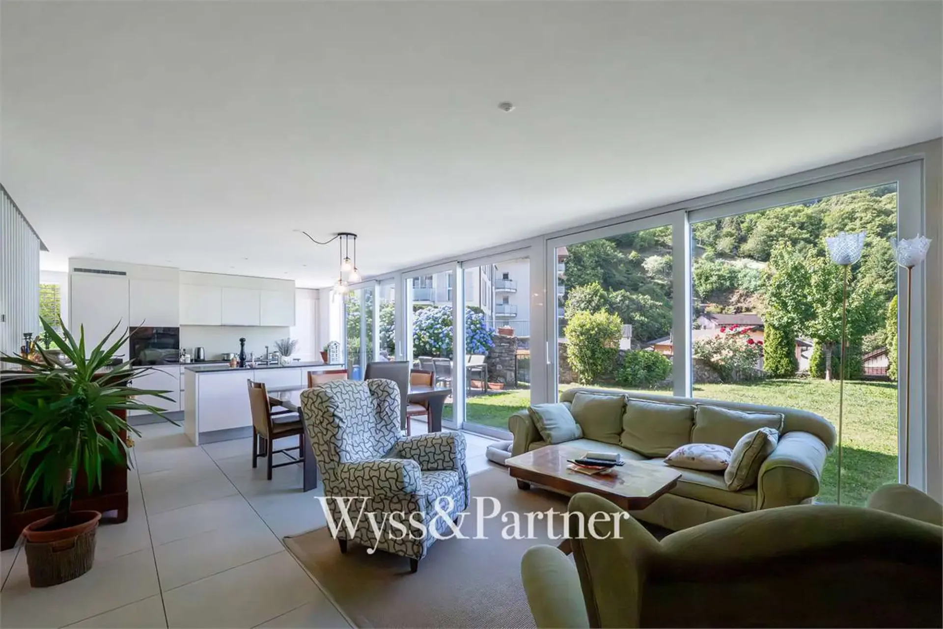 Beautiful Semi-Detached Villa in Cadenazzo
