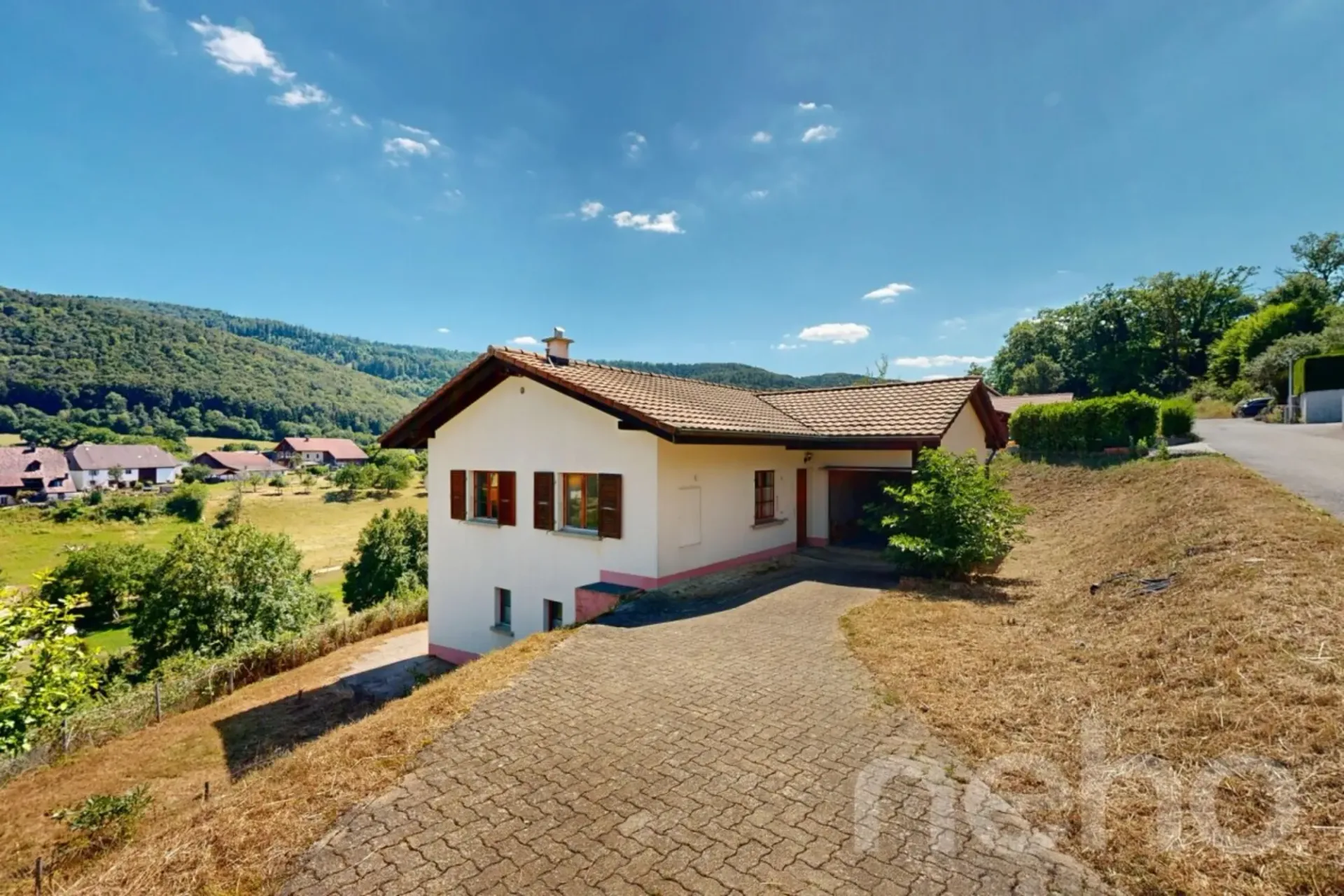 Einfamilienhaus mit großem Potential und großem Grundstück in Bressaucourt