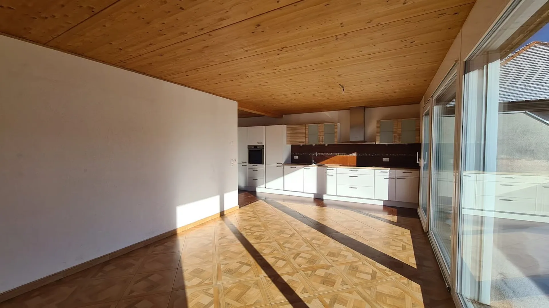 Spacieux appartement de 4.5 pièces avec balcon à Cornol