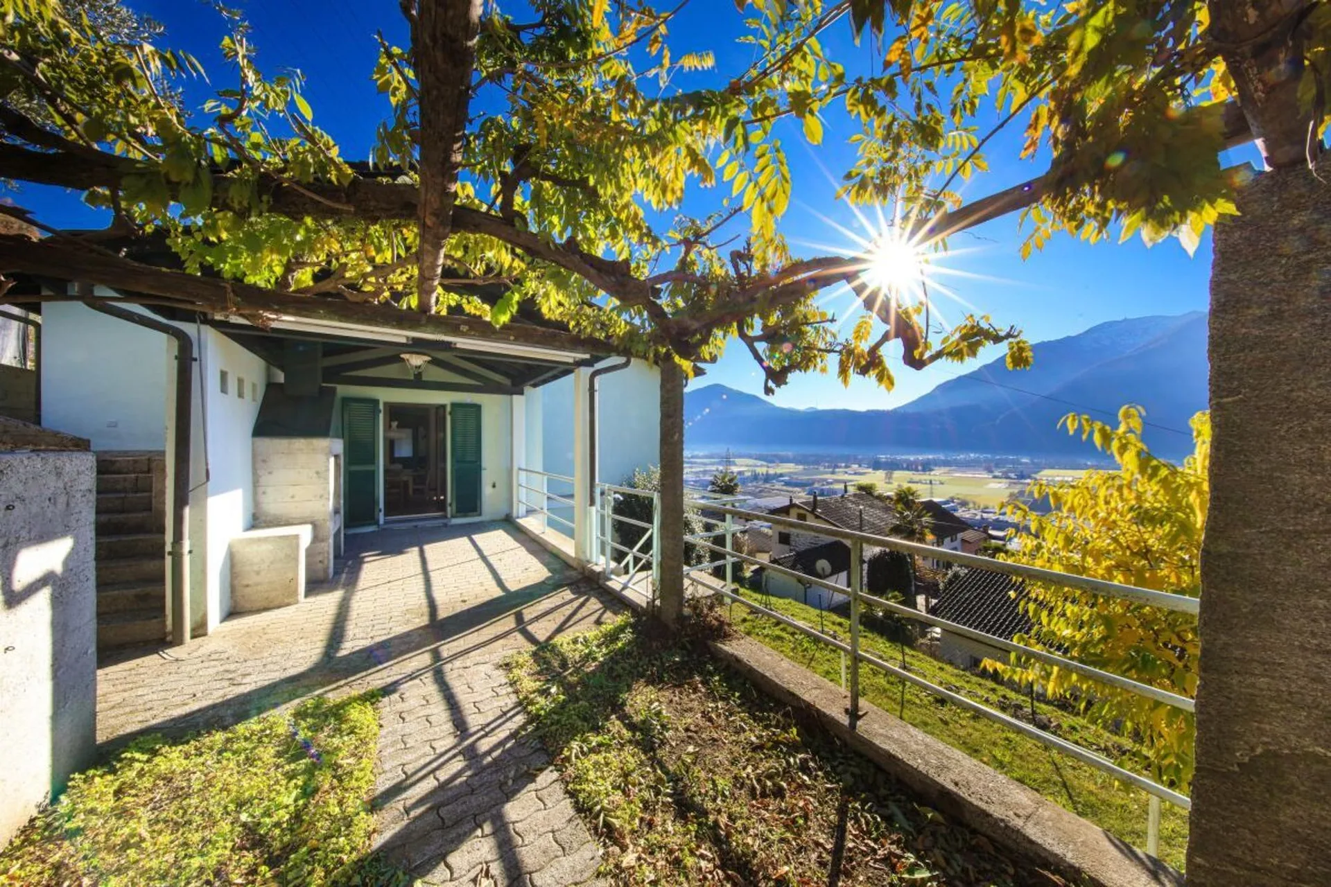 Einfamilienhaus mit Panoramablick und viel Platz – ideal als Haupt- oder Ferienwohnsitz