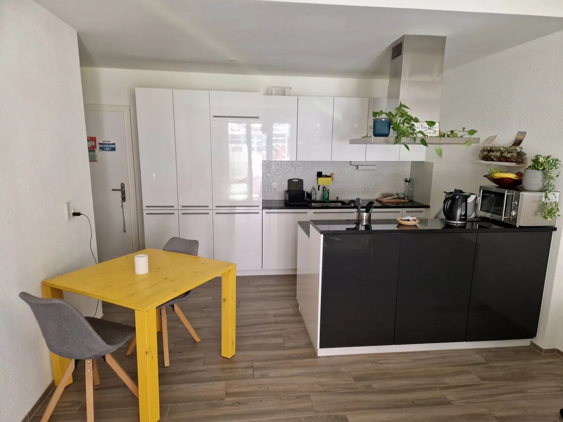 Moderne Wohnung an zentraler Lager