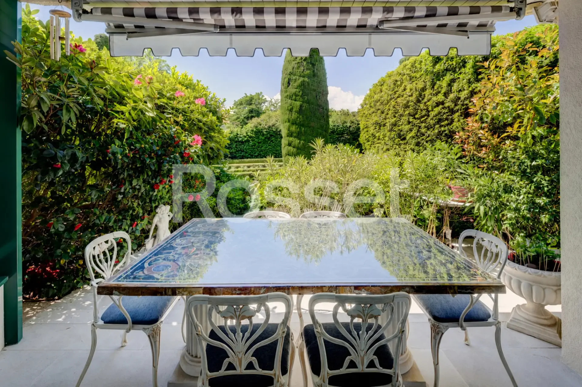 Appartement lumineux avec terrasse, proche du Lac et commerces
