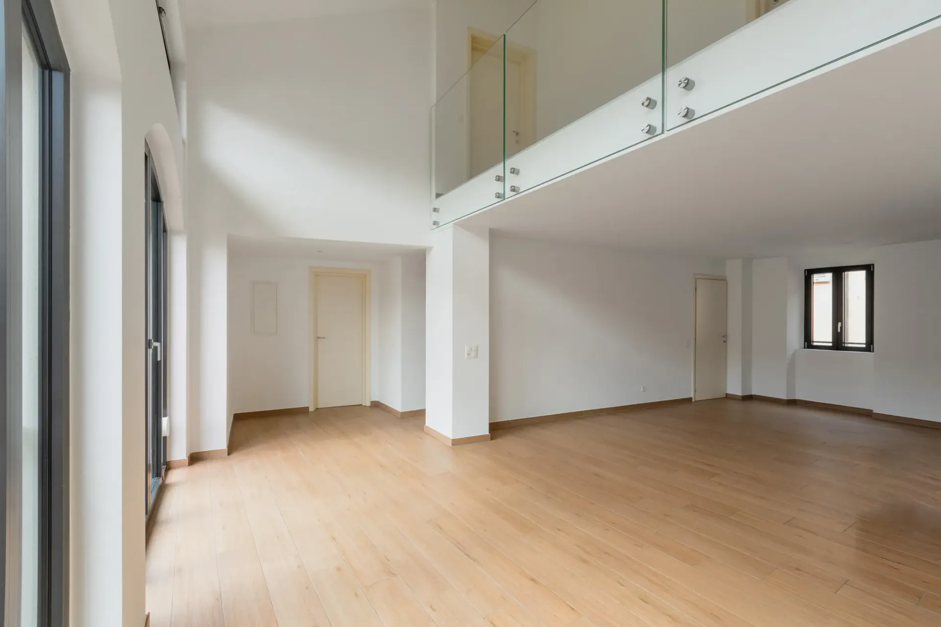 Helles und geräumiges Dachgeschoss-Apartment im historischen Zentrum
