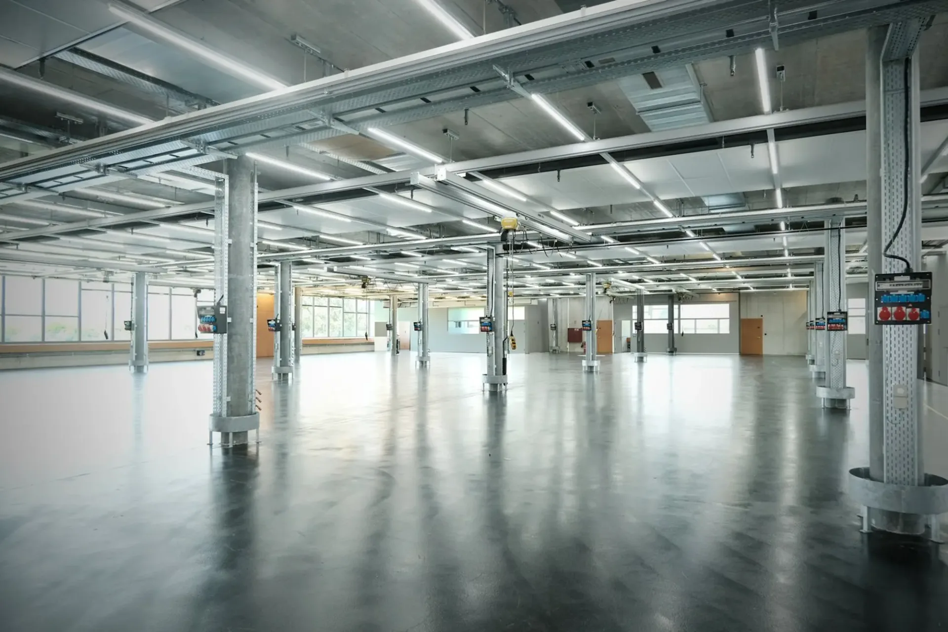 Moderne Produktionsflächen mit vielseitigen Nutzungsmöglichkeiten in Risch-Rotkreuz