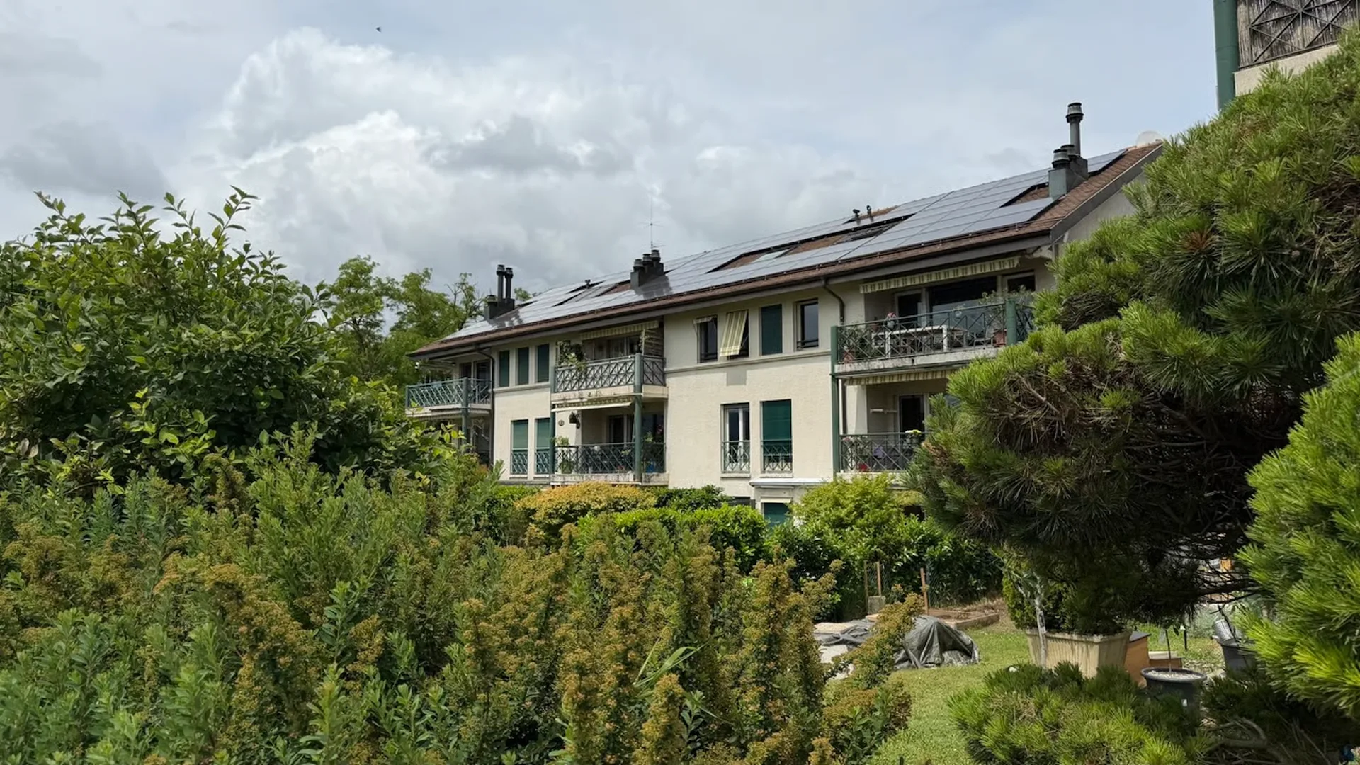 Attique en duplex avec vue dégagée sur la campagne