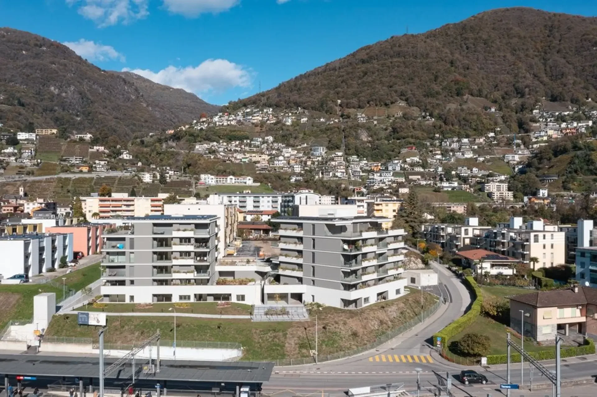 Seeking replacement for 1.5 rooms in Tenero