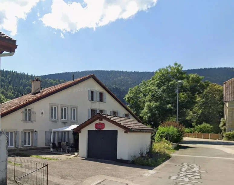 Einfamilienhaus mit 5.5 Zimmern und Garage