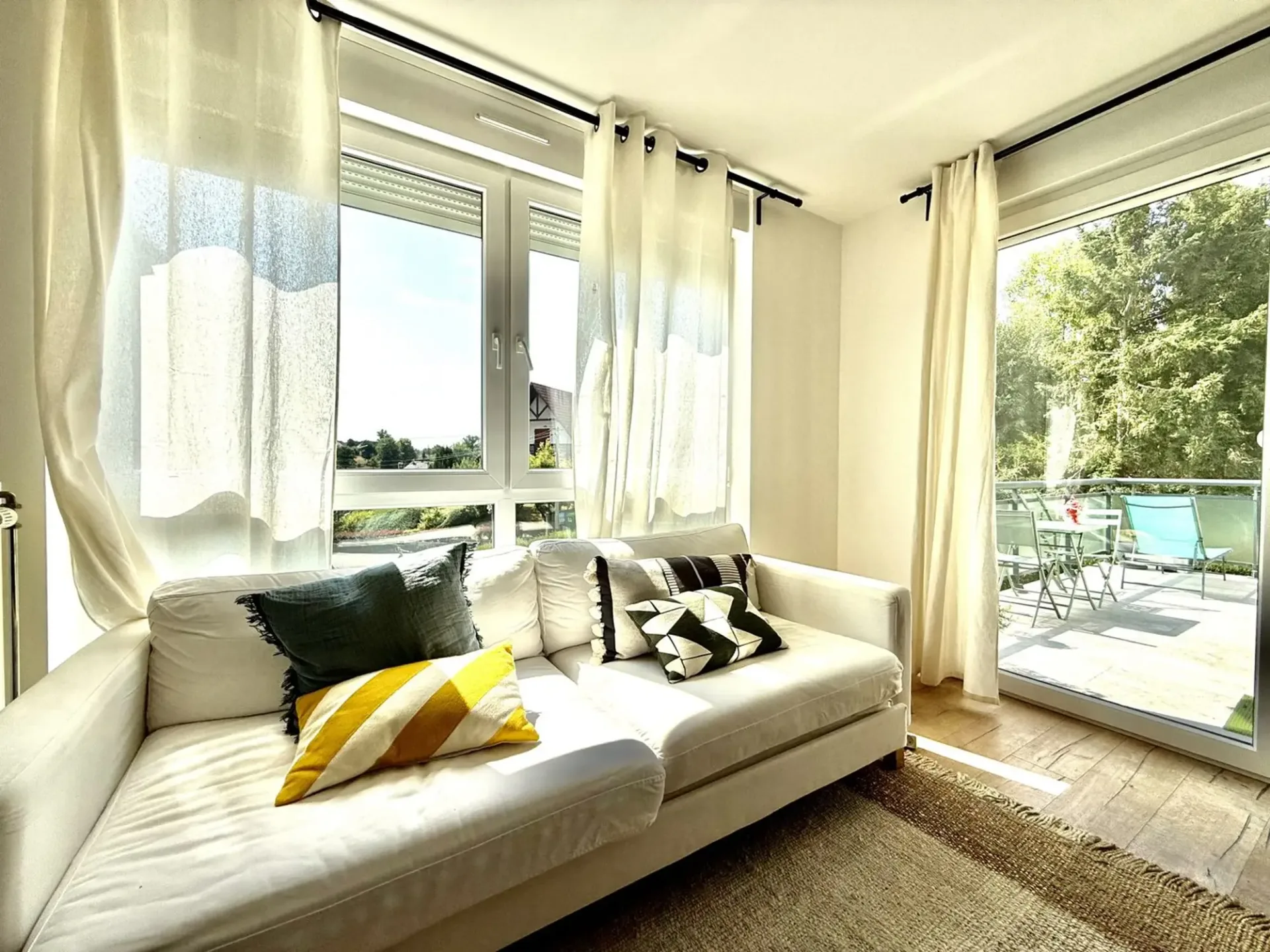 Duplex eccezionale in un ambiente verde, con terrazza e senza vicini