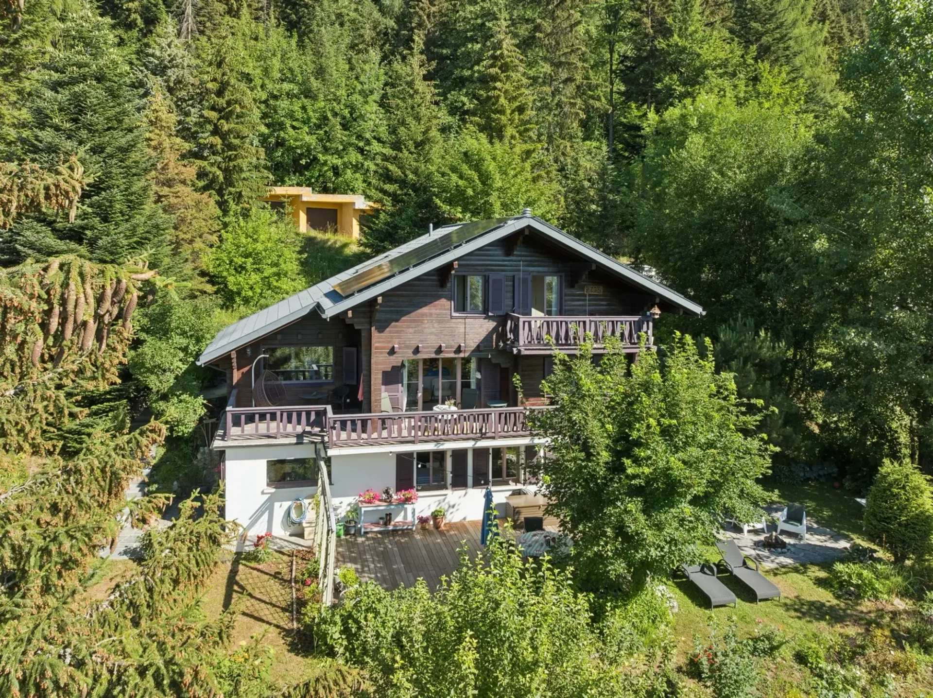 Havre de paix au coeur de la nature. À proximité de Leysin American Sc