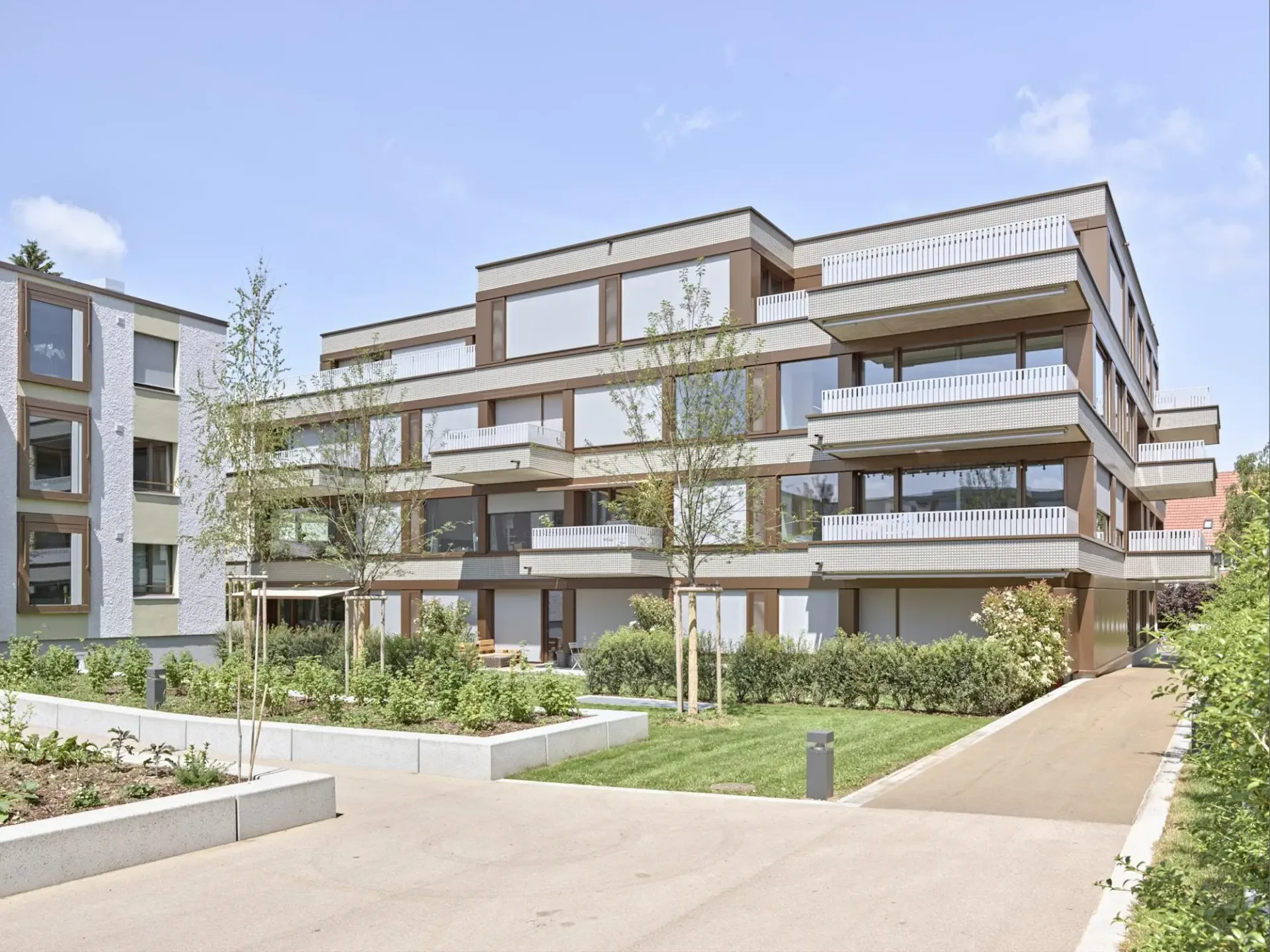 Kompakte und stilvolle 3.5 Zimmerwohnung im 1. OG