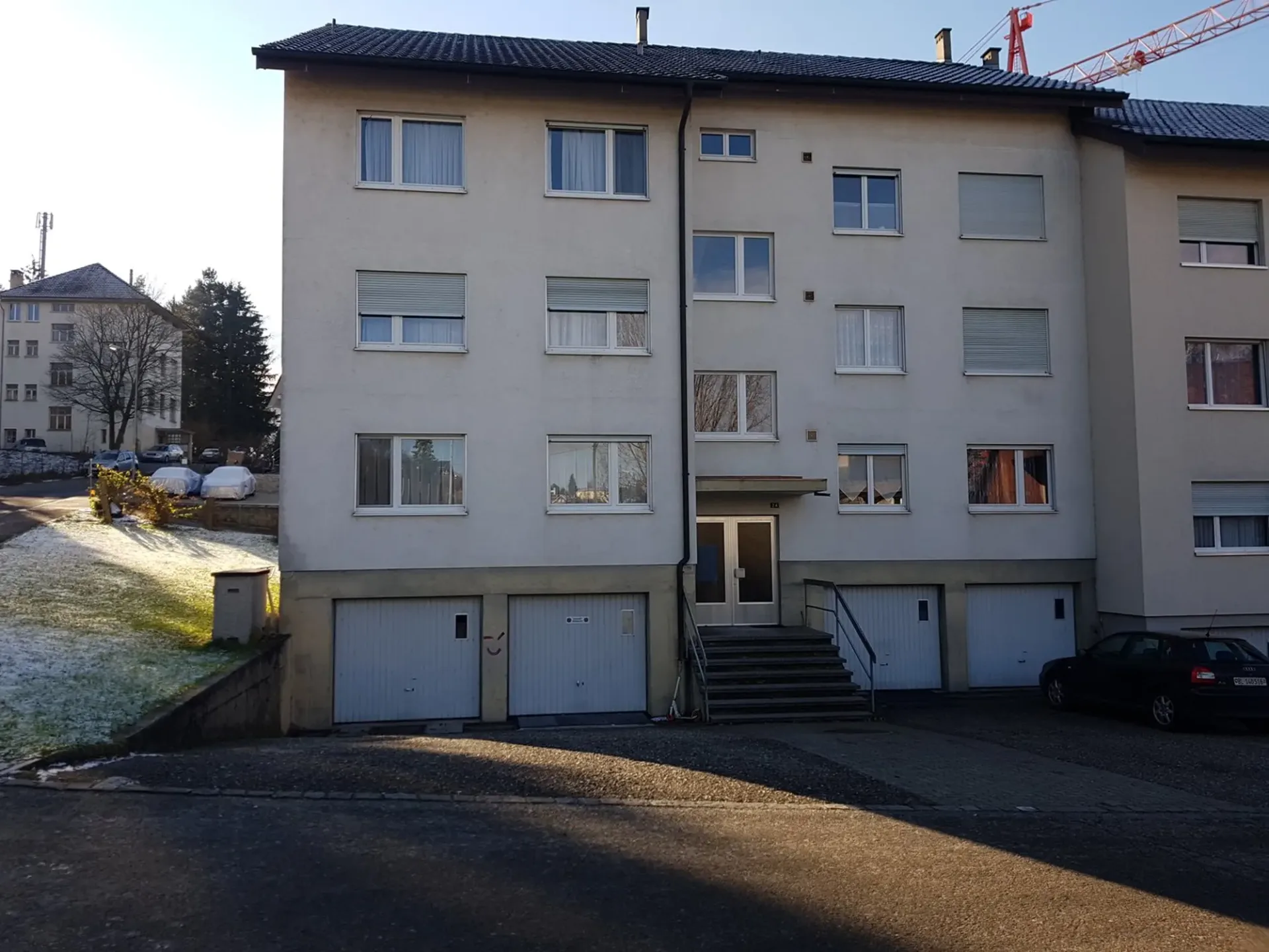 renovierte helle 4-Zimmerwohnung an zentraler Lage