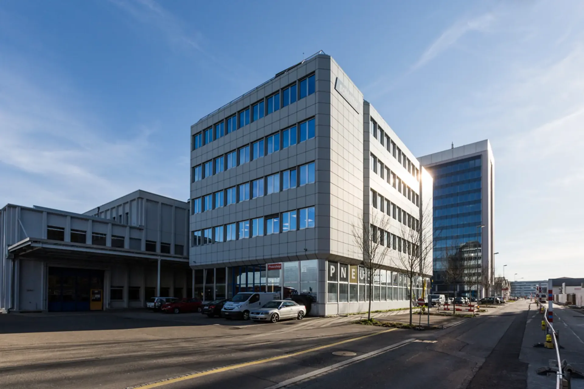 Motorradplatz an zentraler Lage in Schlieren zu vermieten!